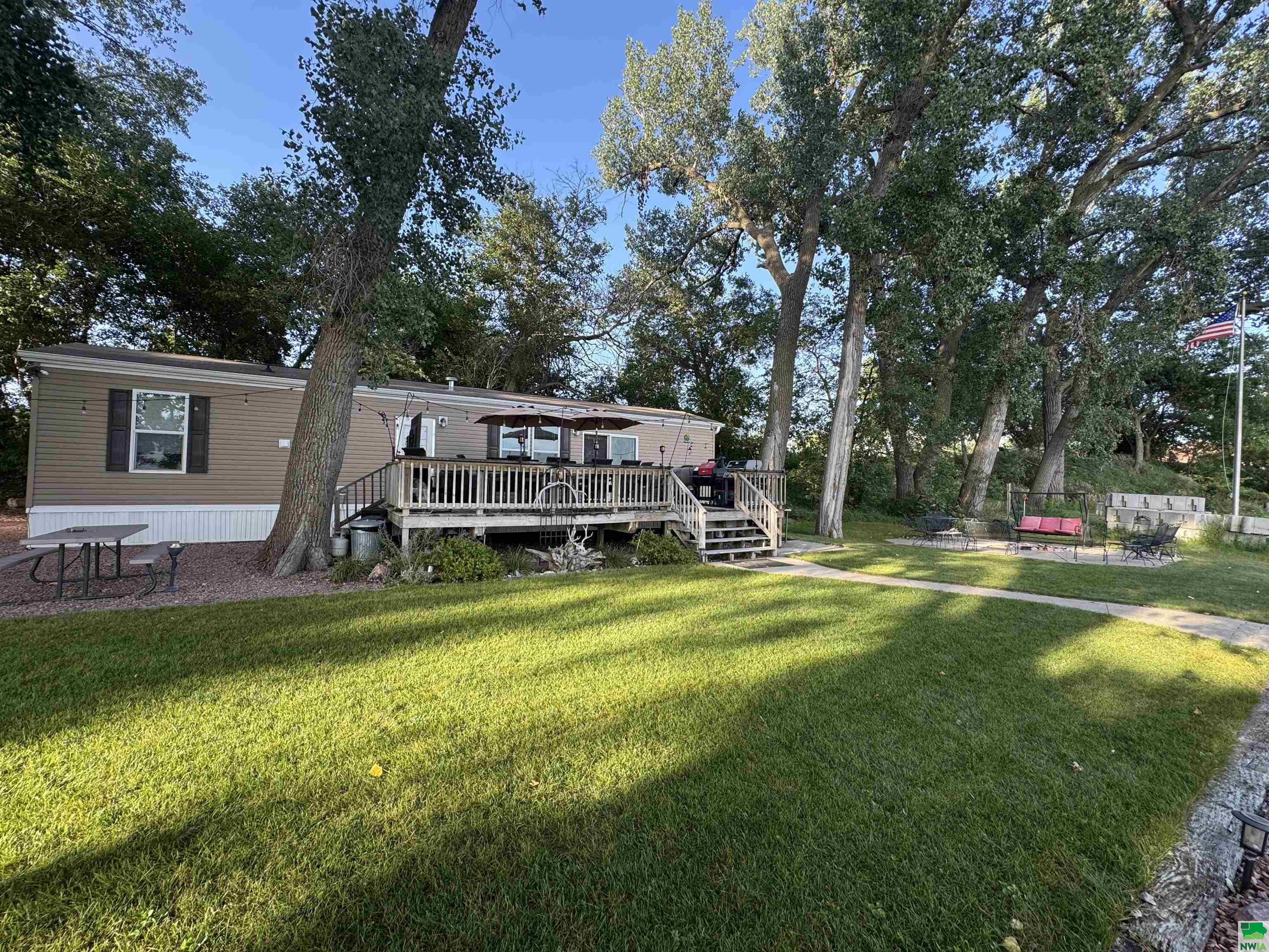 MLS #830082