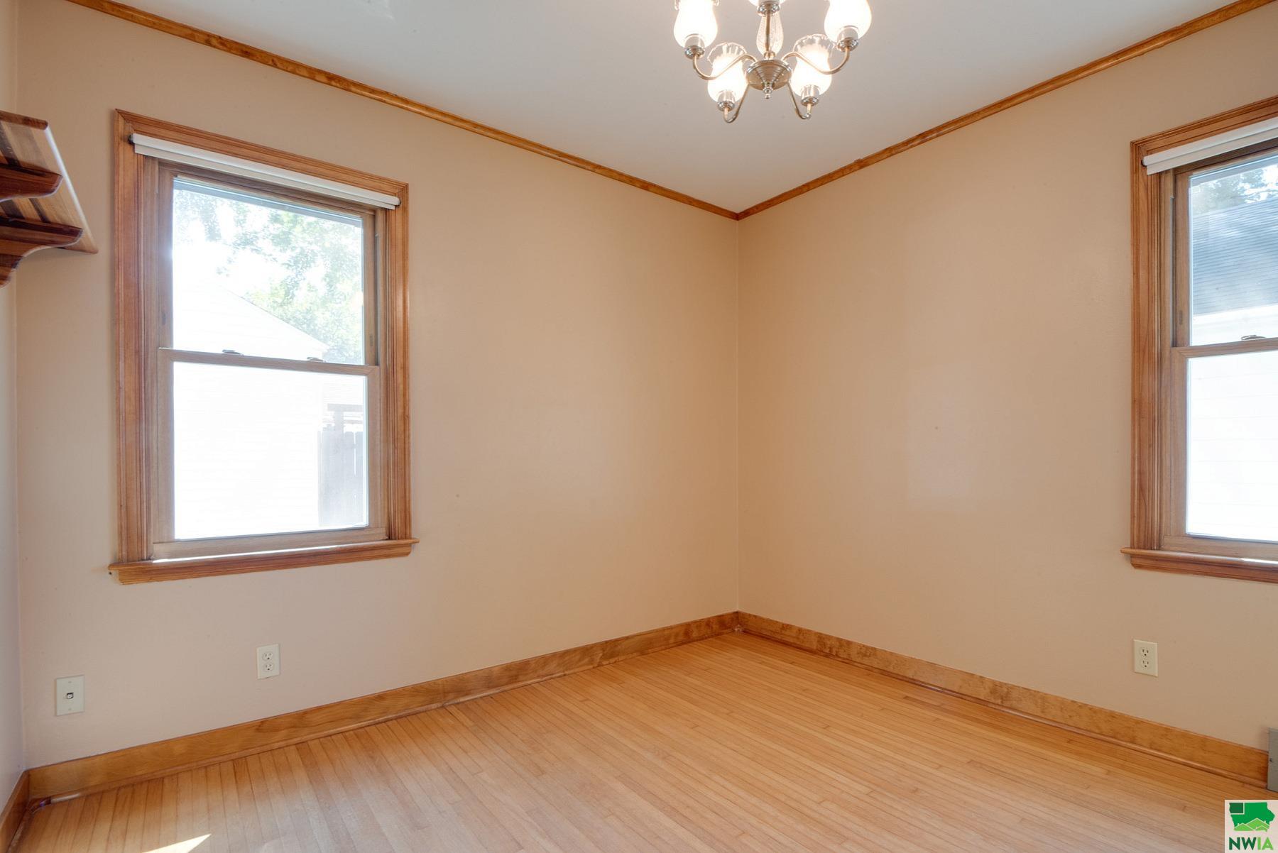 MLS #830083