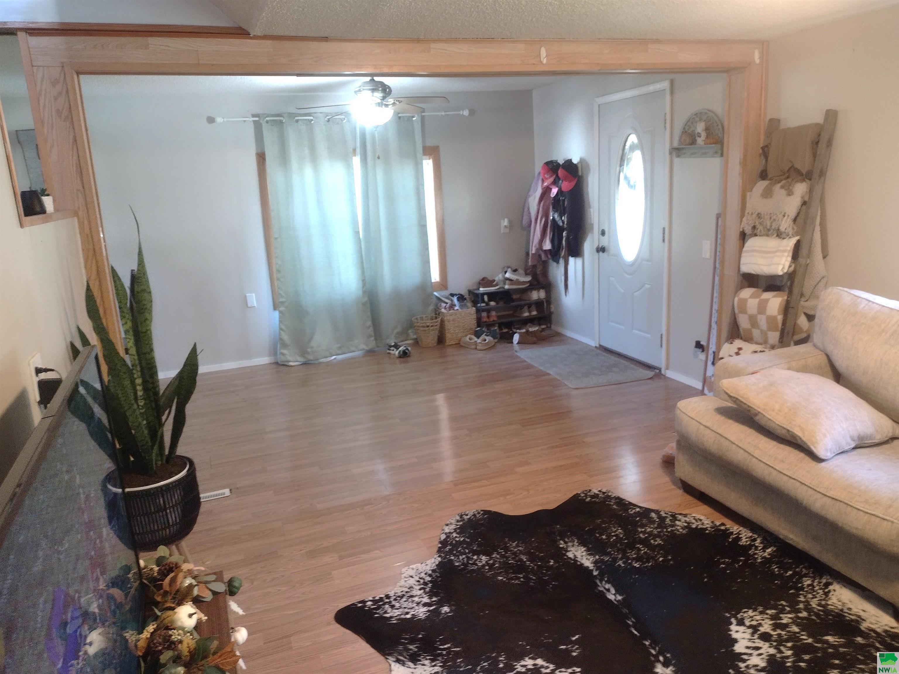 MLS #830084