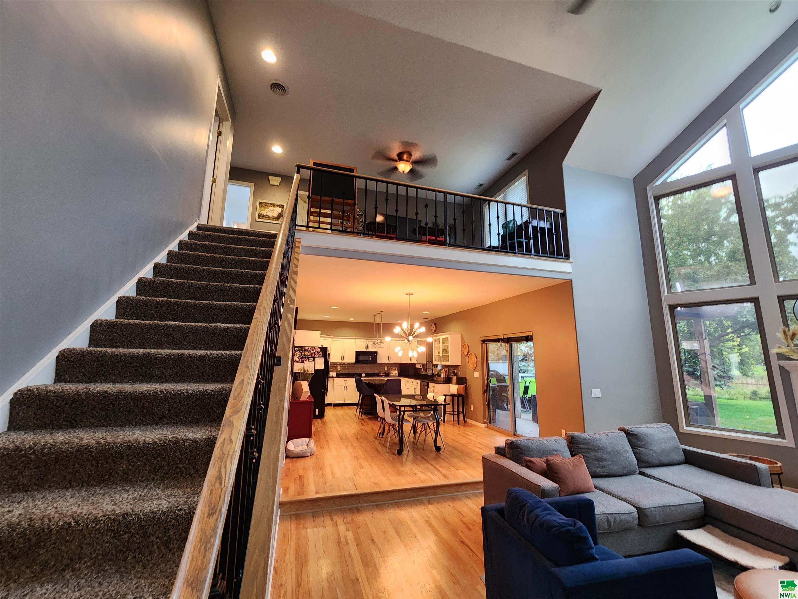 MLS #830085