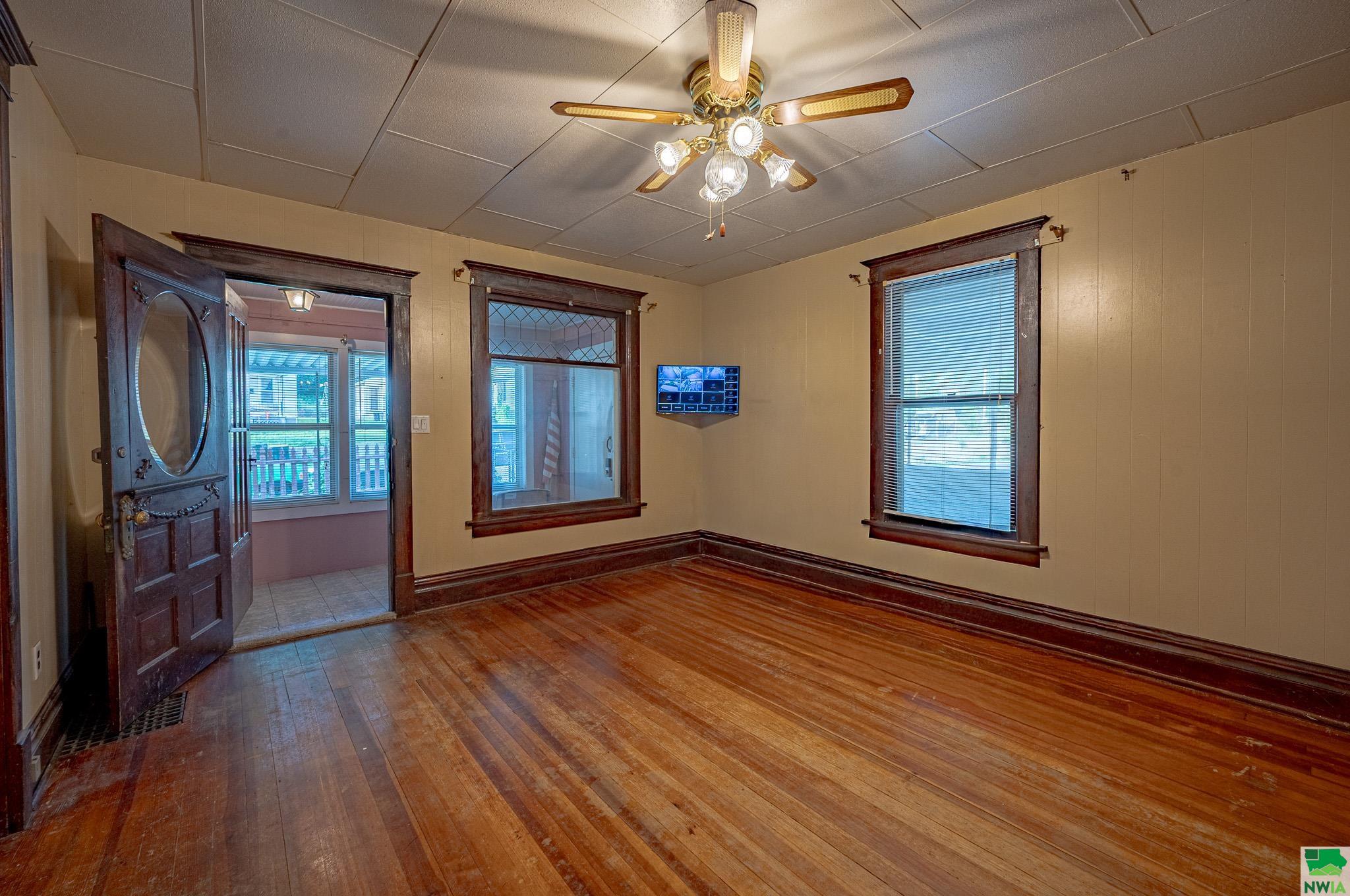 MLS #830086