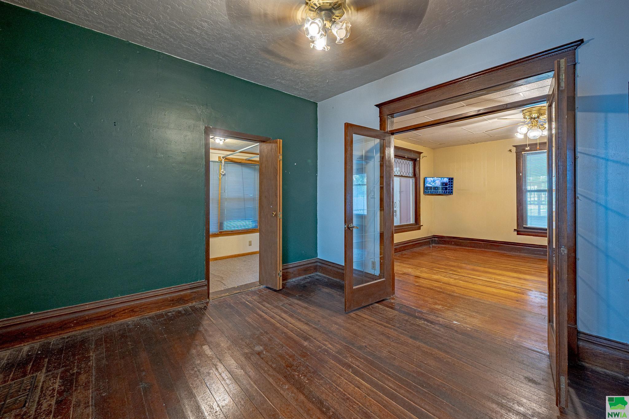 MLS #830086