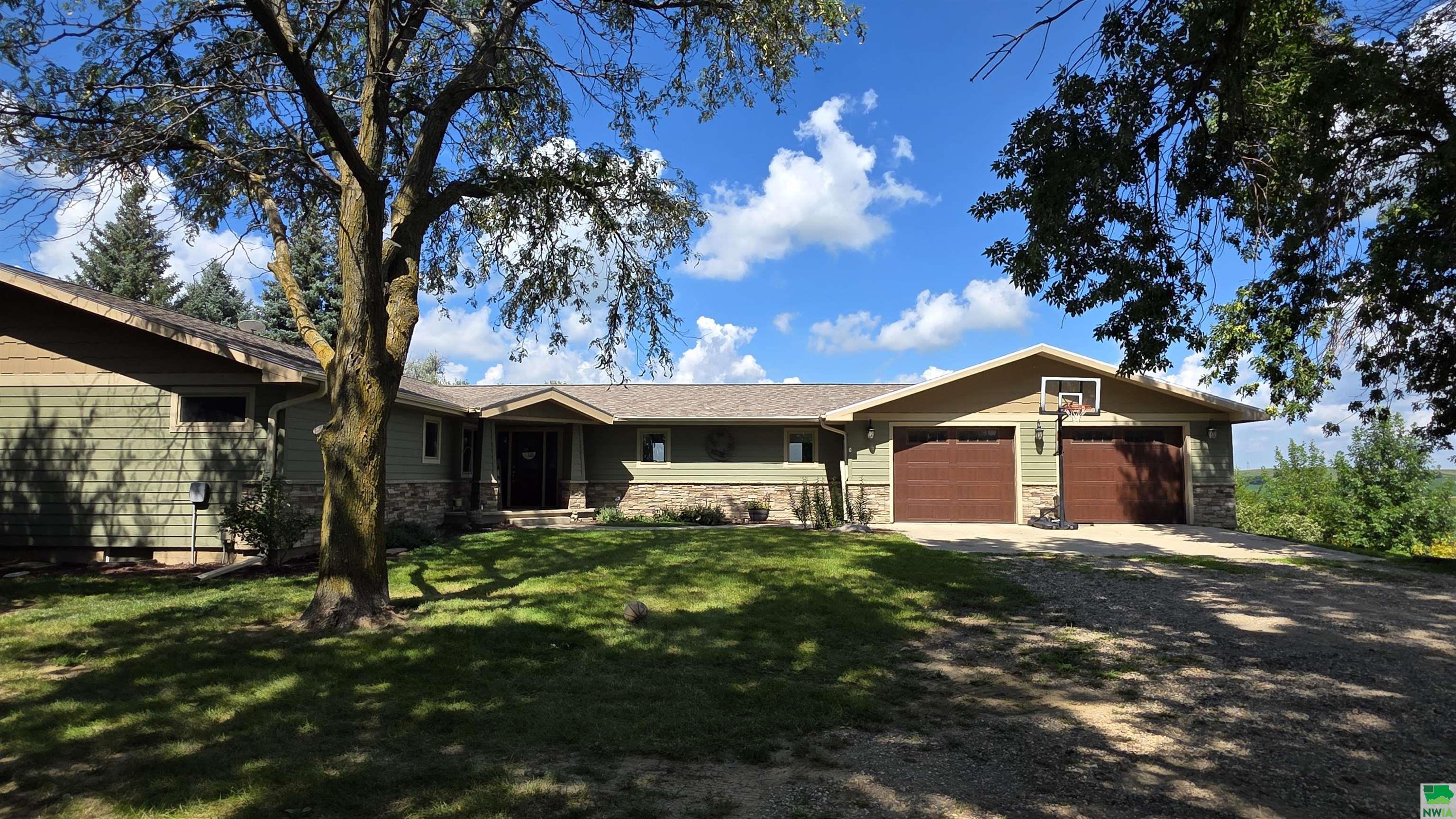 18231 Weber Rd, Westfield, IA 51062 
