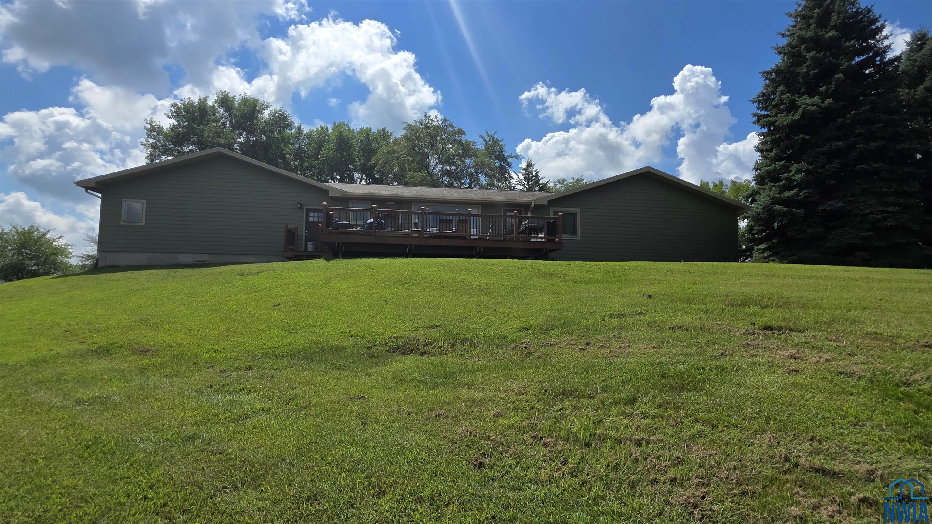 MLS #830090