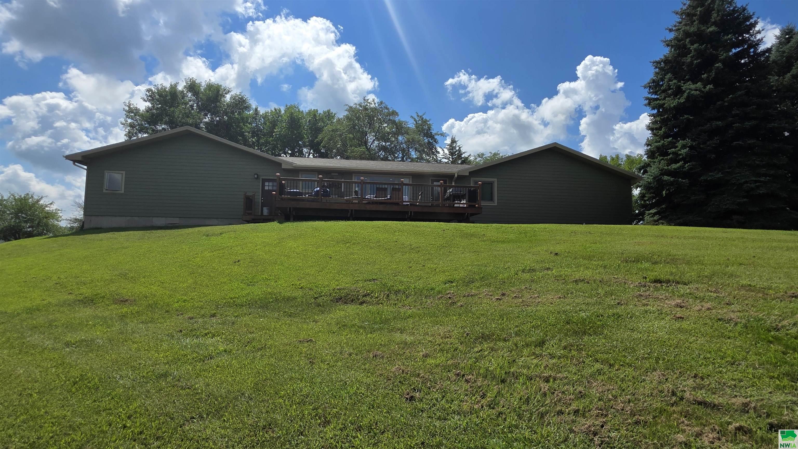 MLS #830090