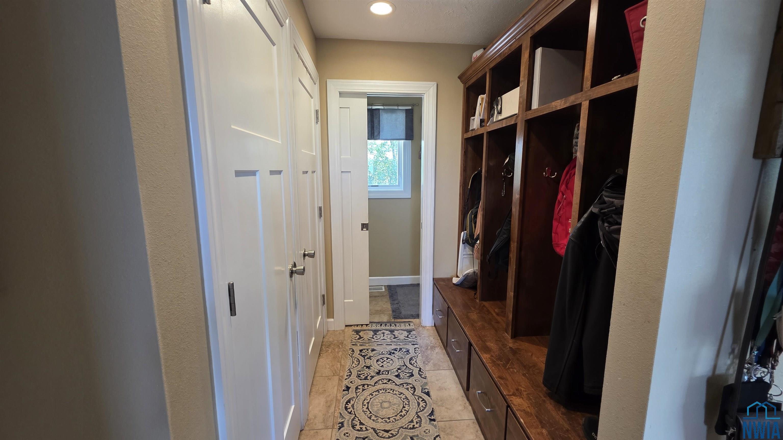 MLS #830090