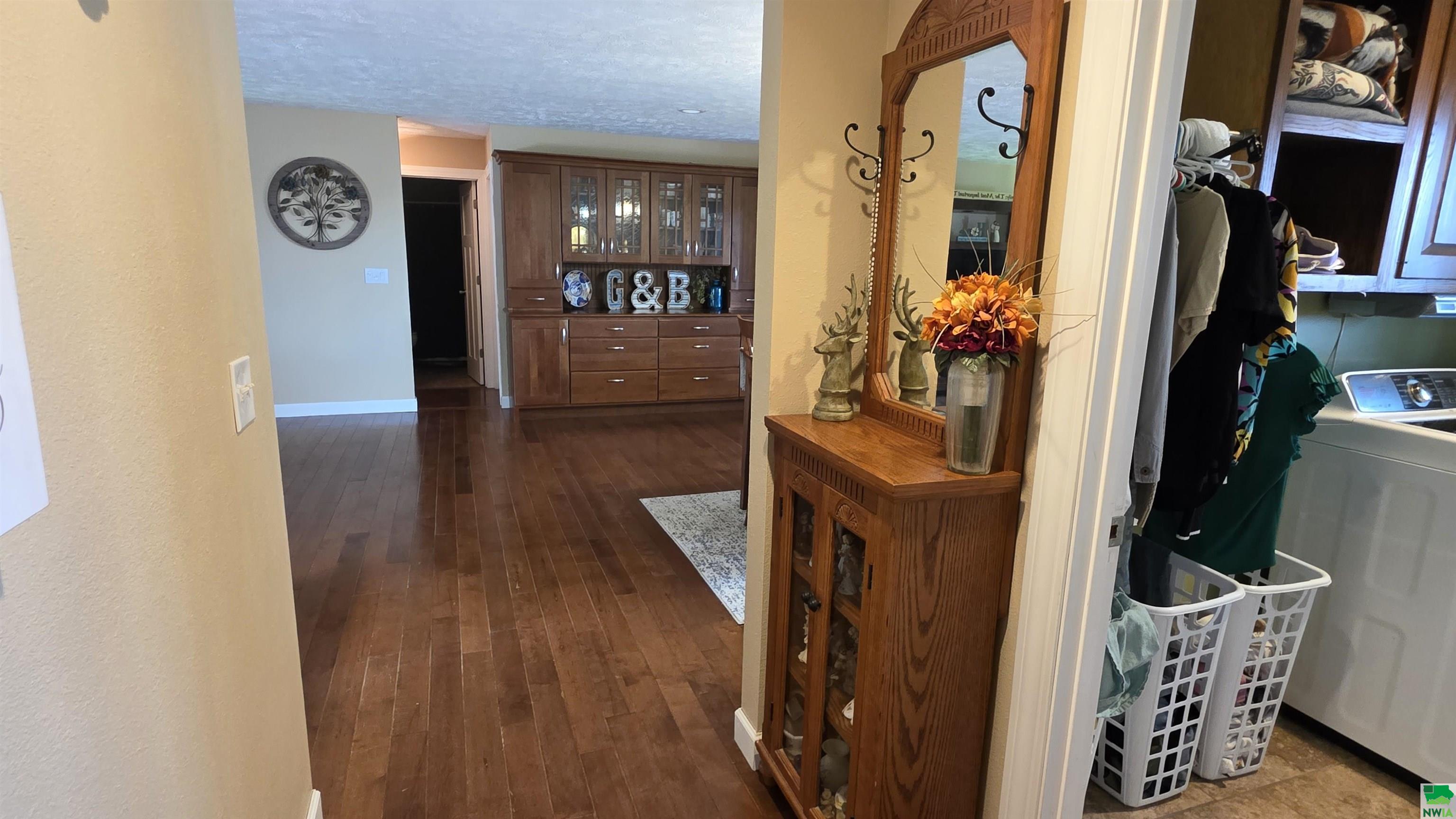MLS #830090