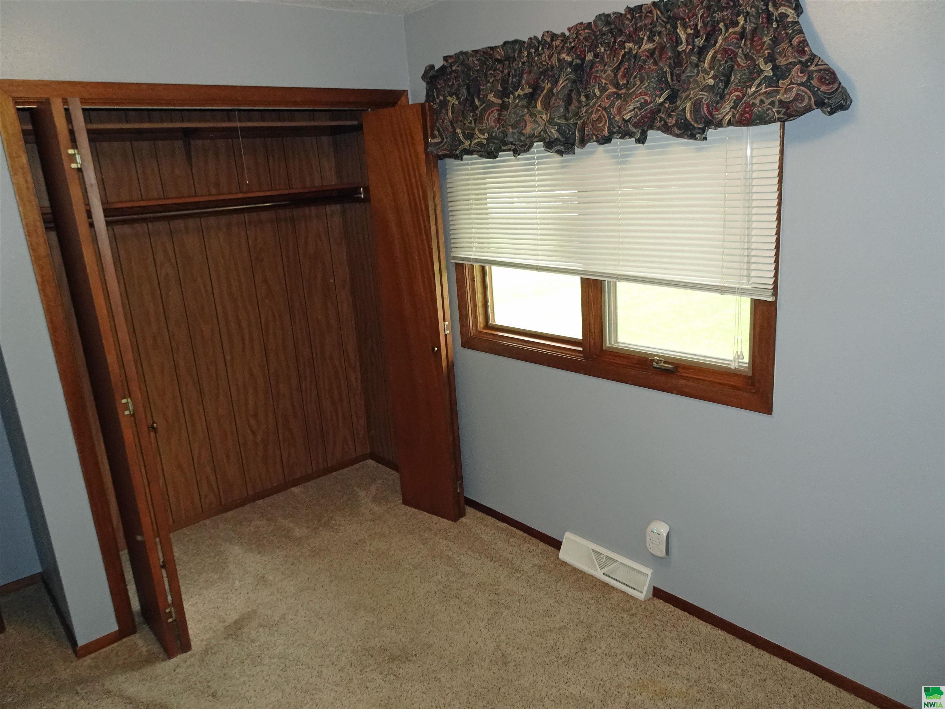 MLS #830092