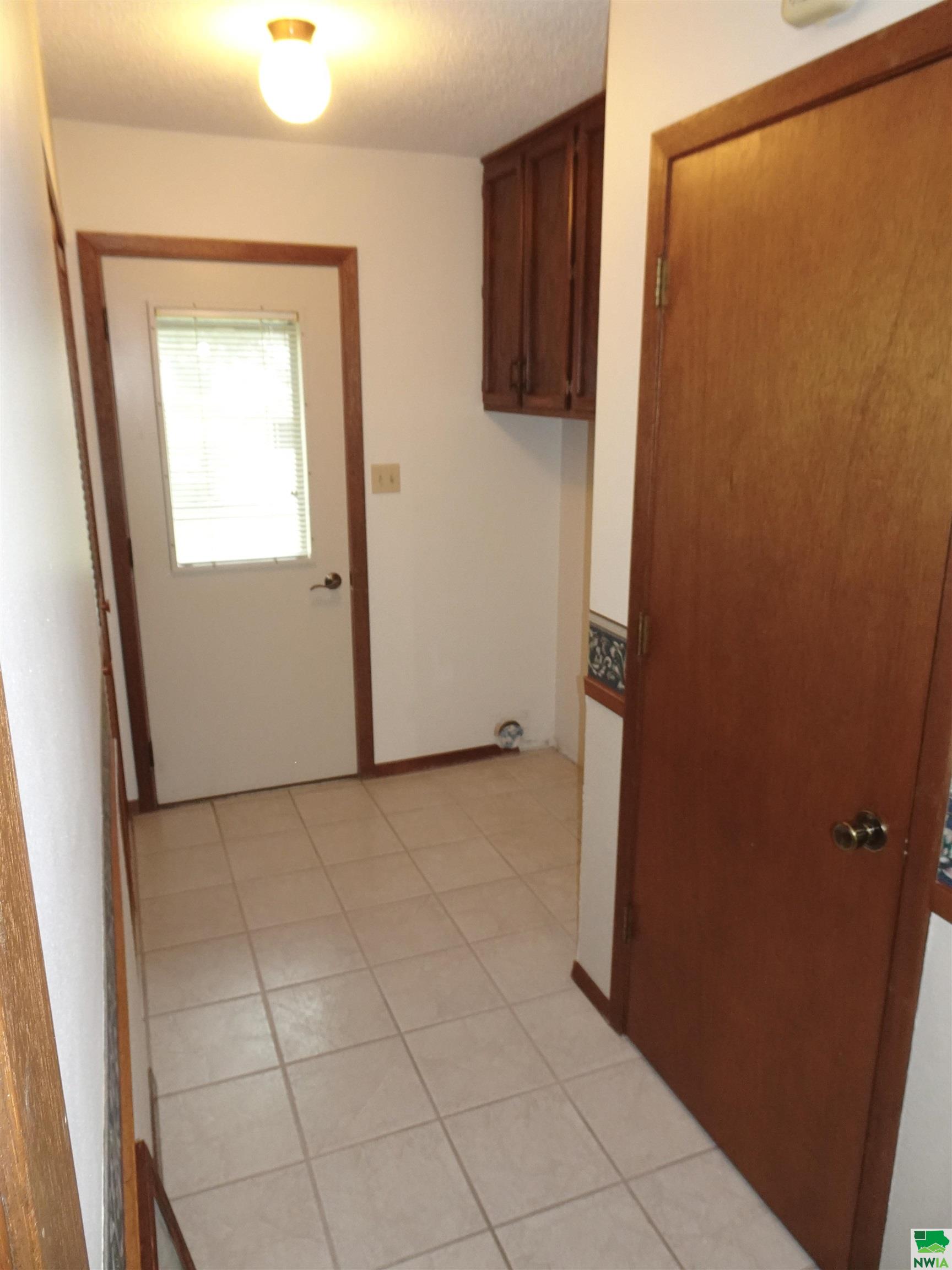 MLS #830092