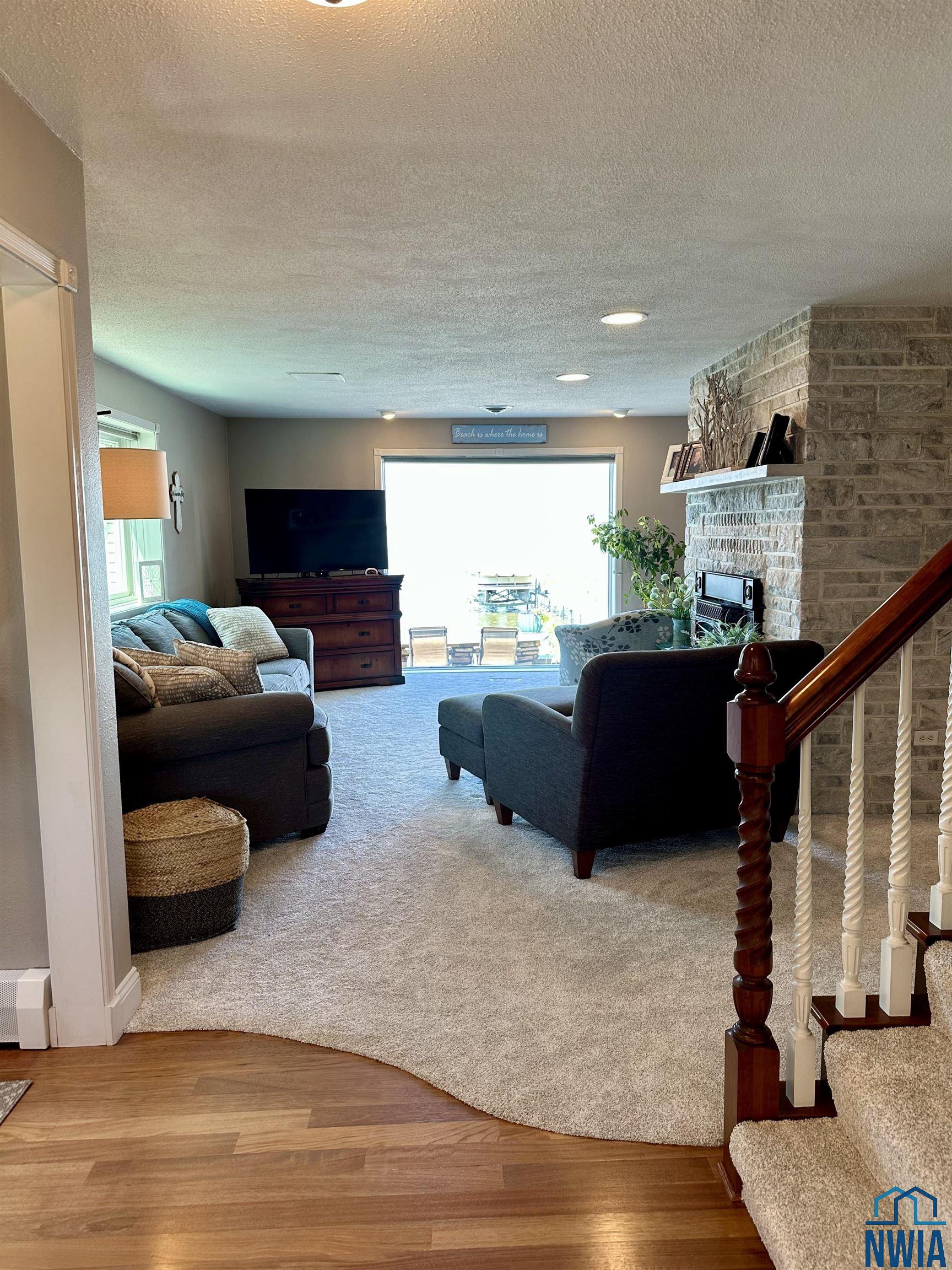 MLS #830094