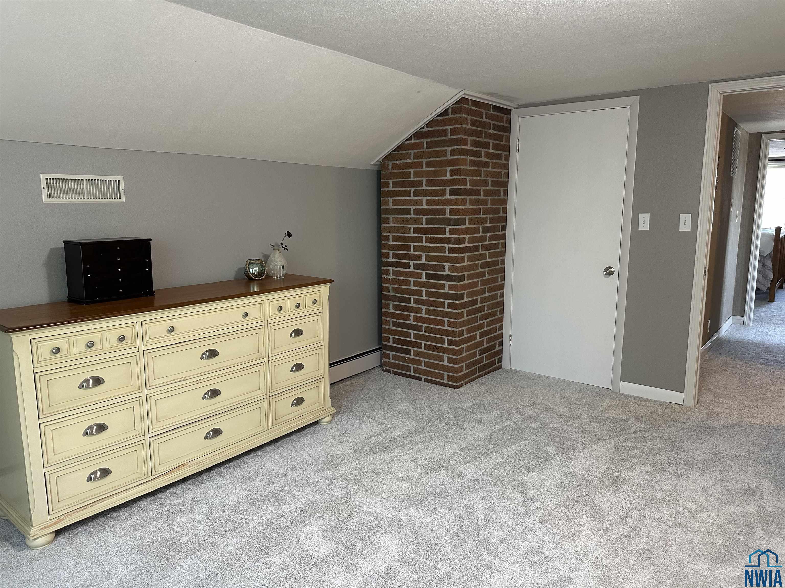 MLS #830094