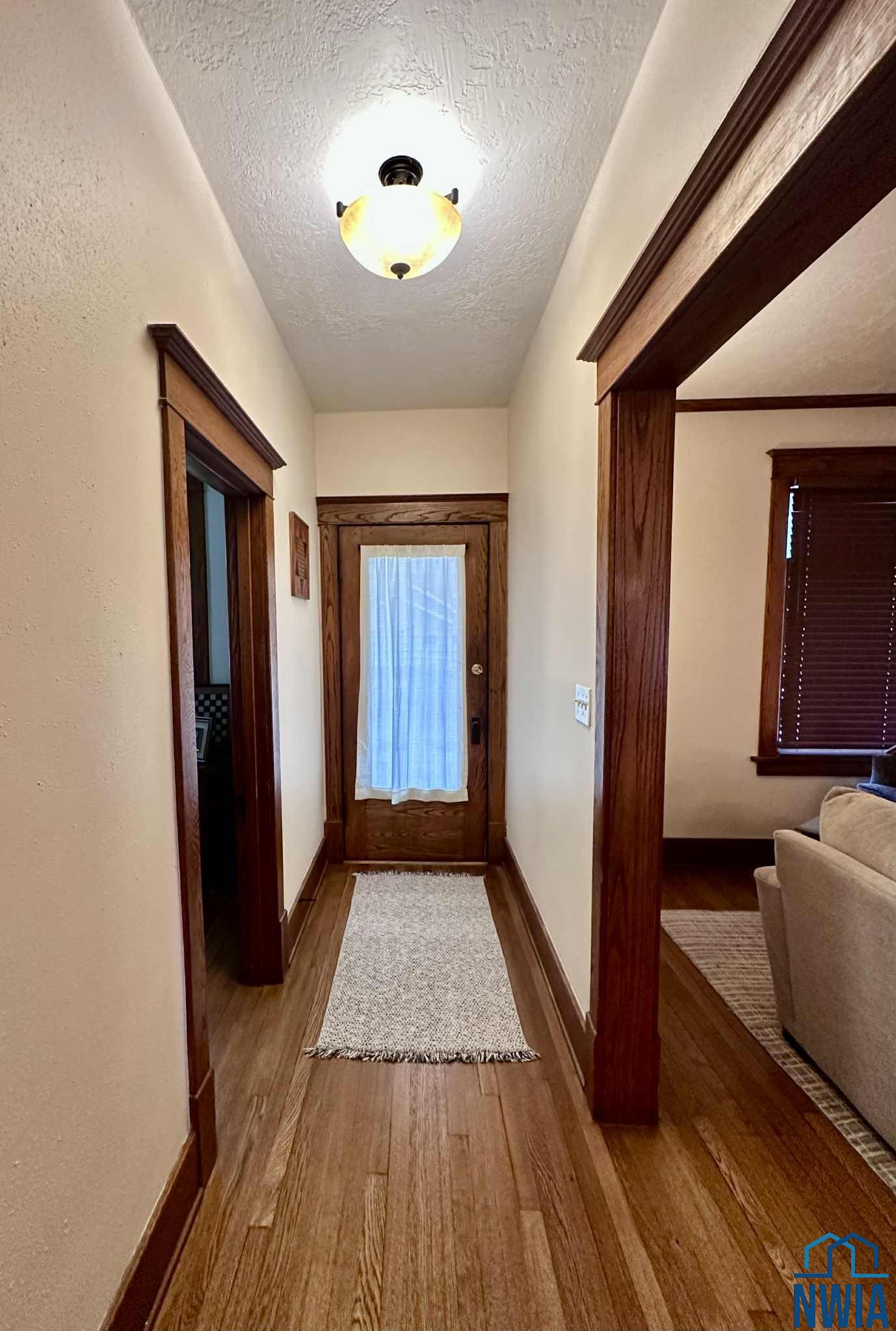 MLS #830095
