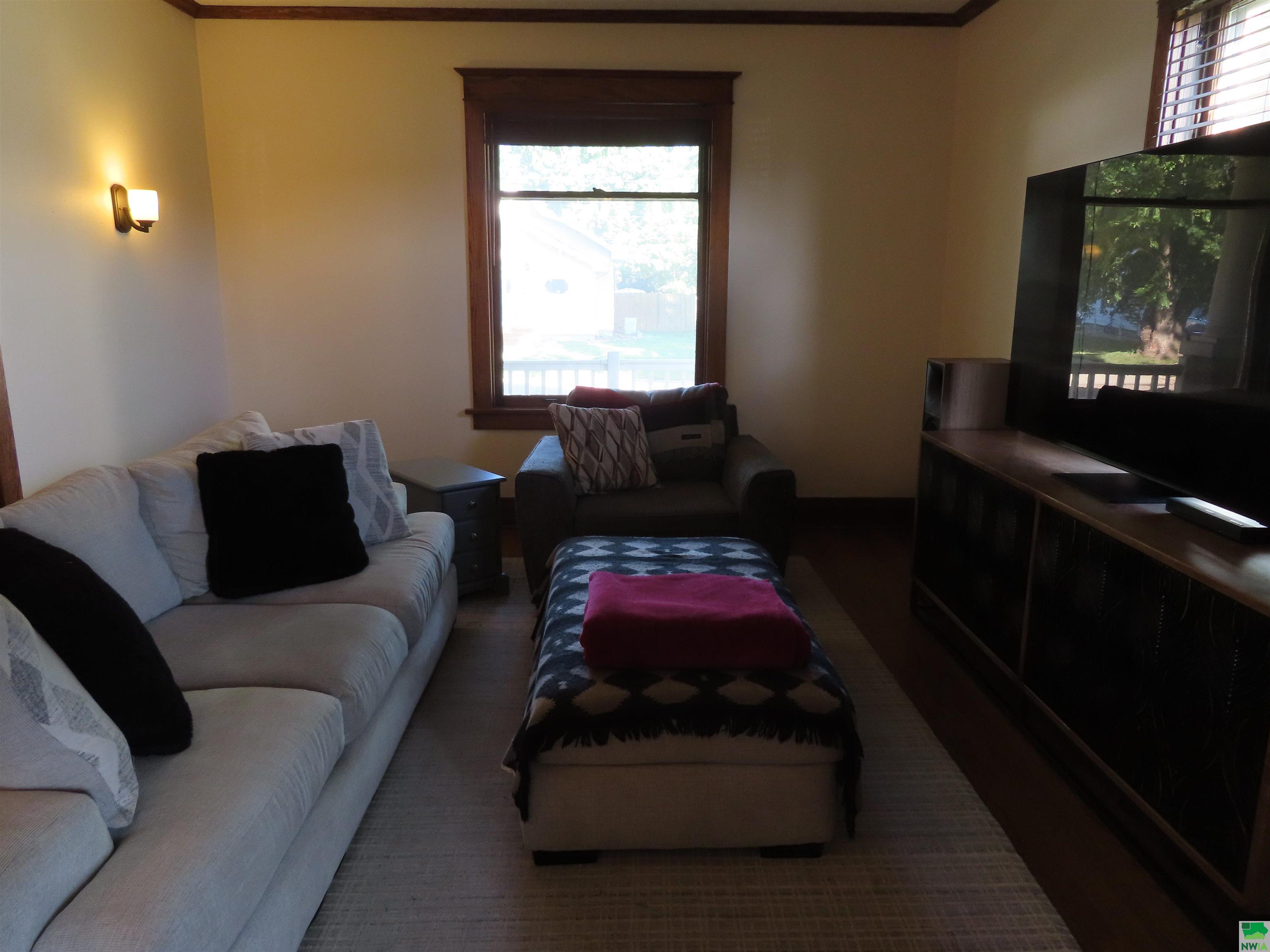 MLS #830095