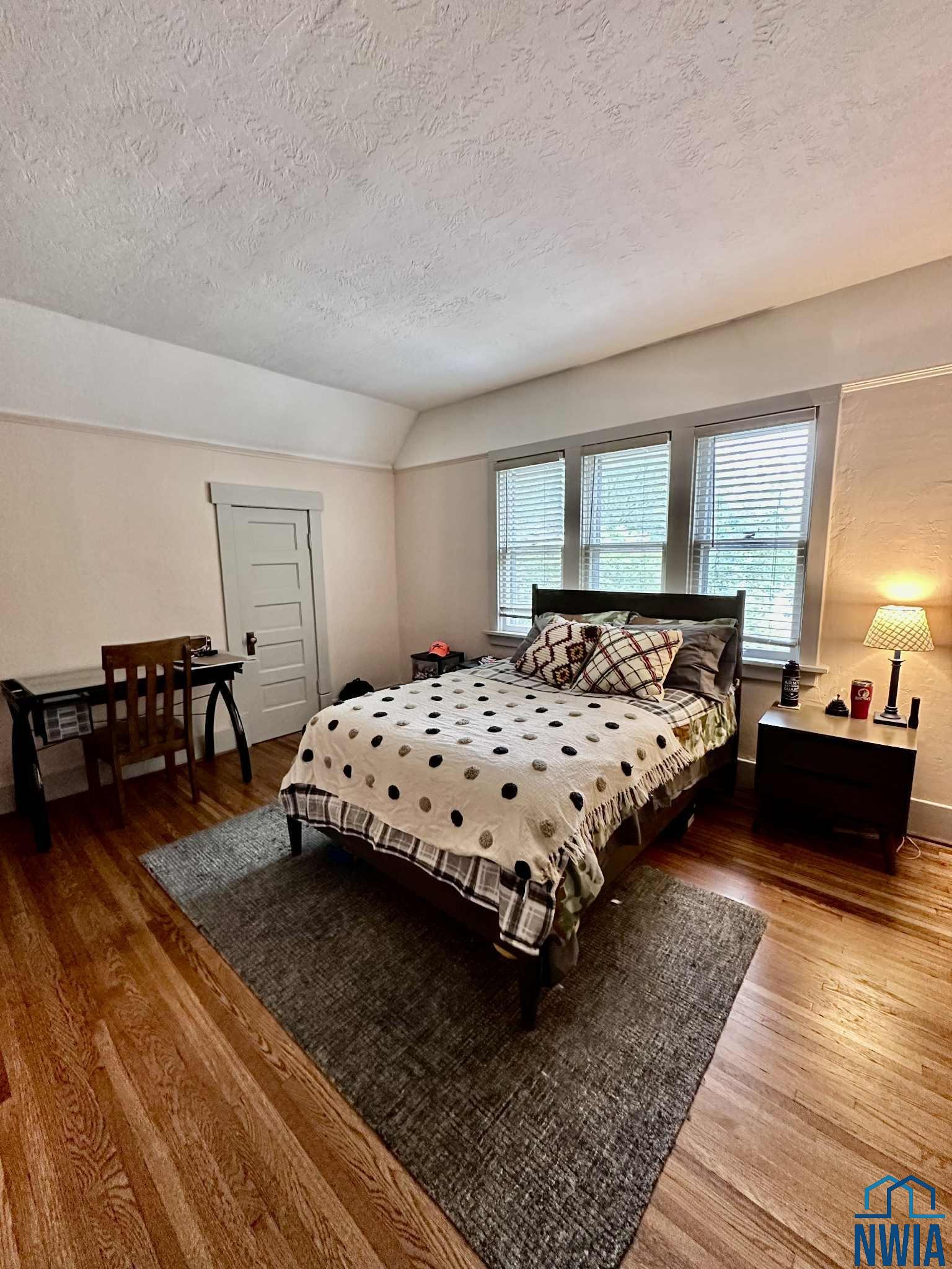 MLS #830095