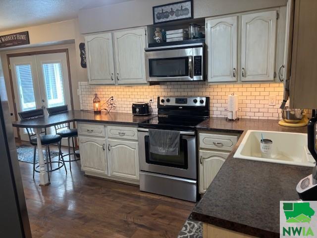 MLS #830097