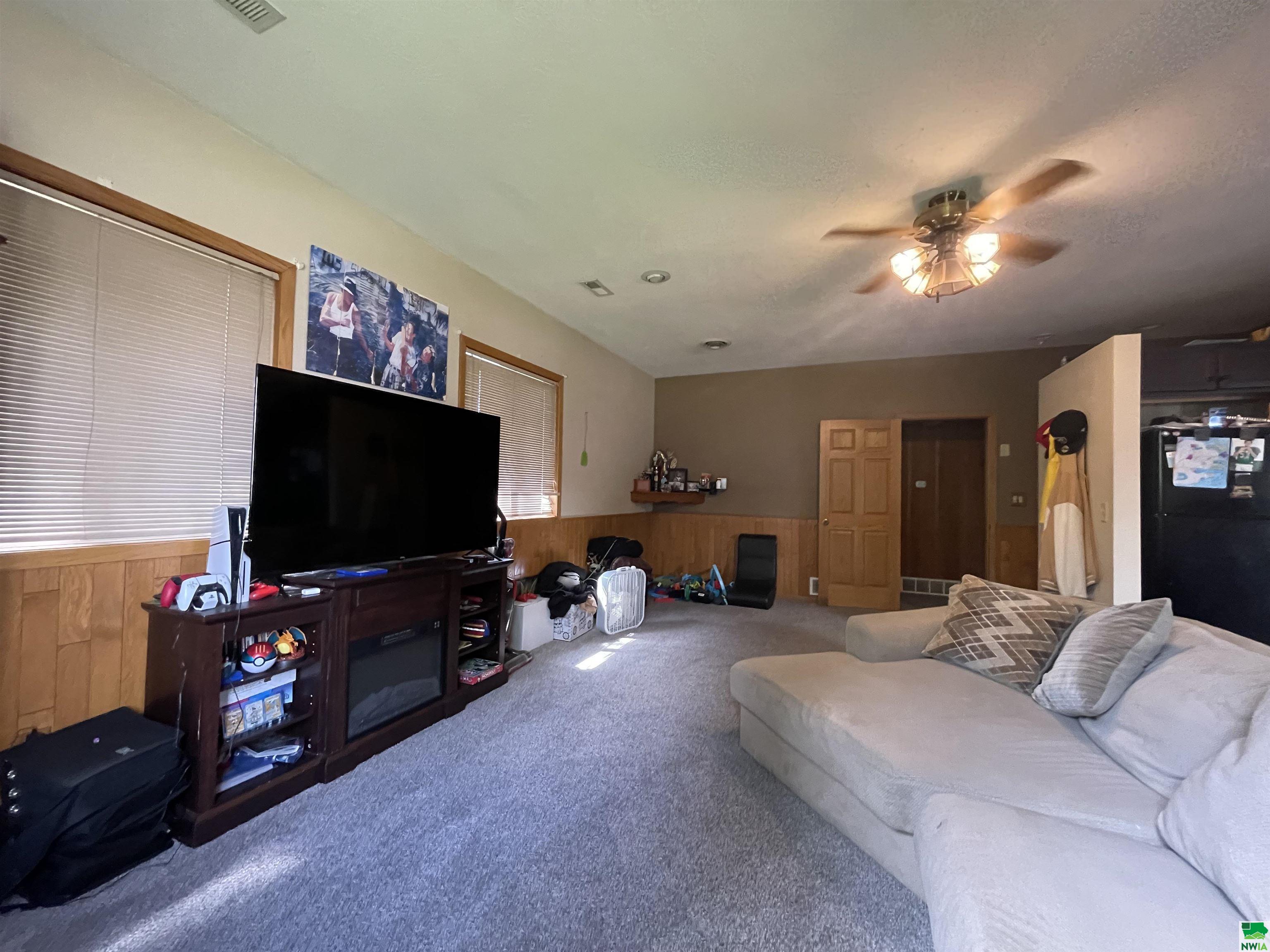 MLS #830098