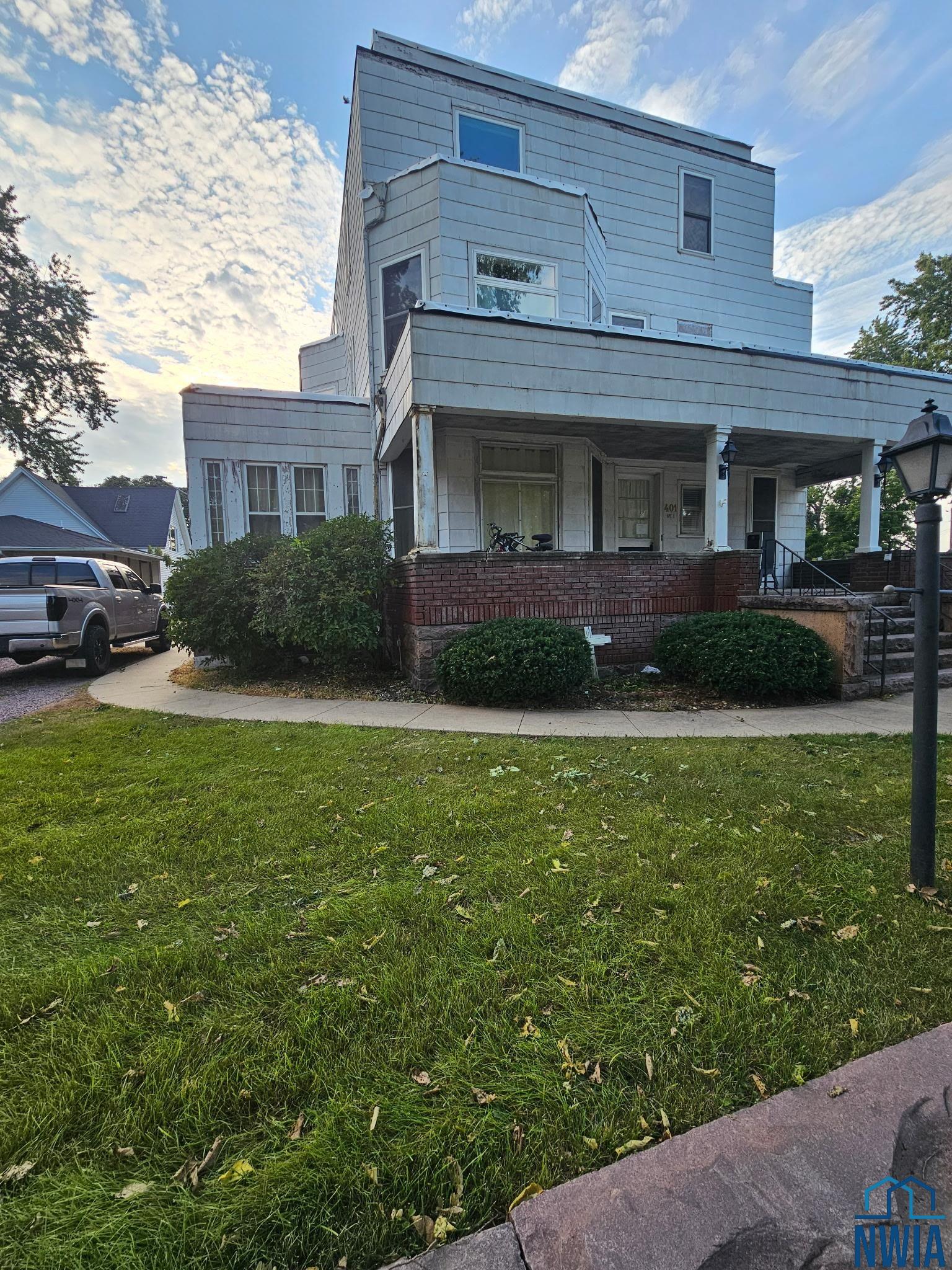 MLS #830098