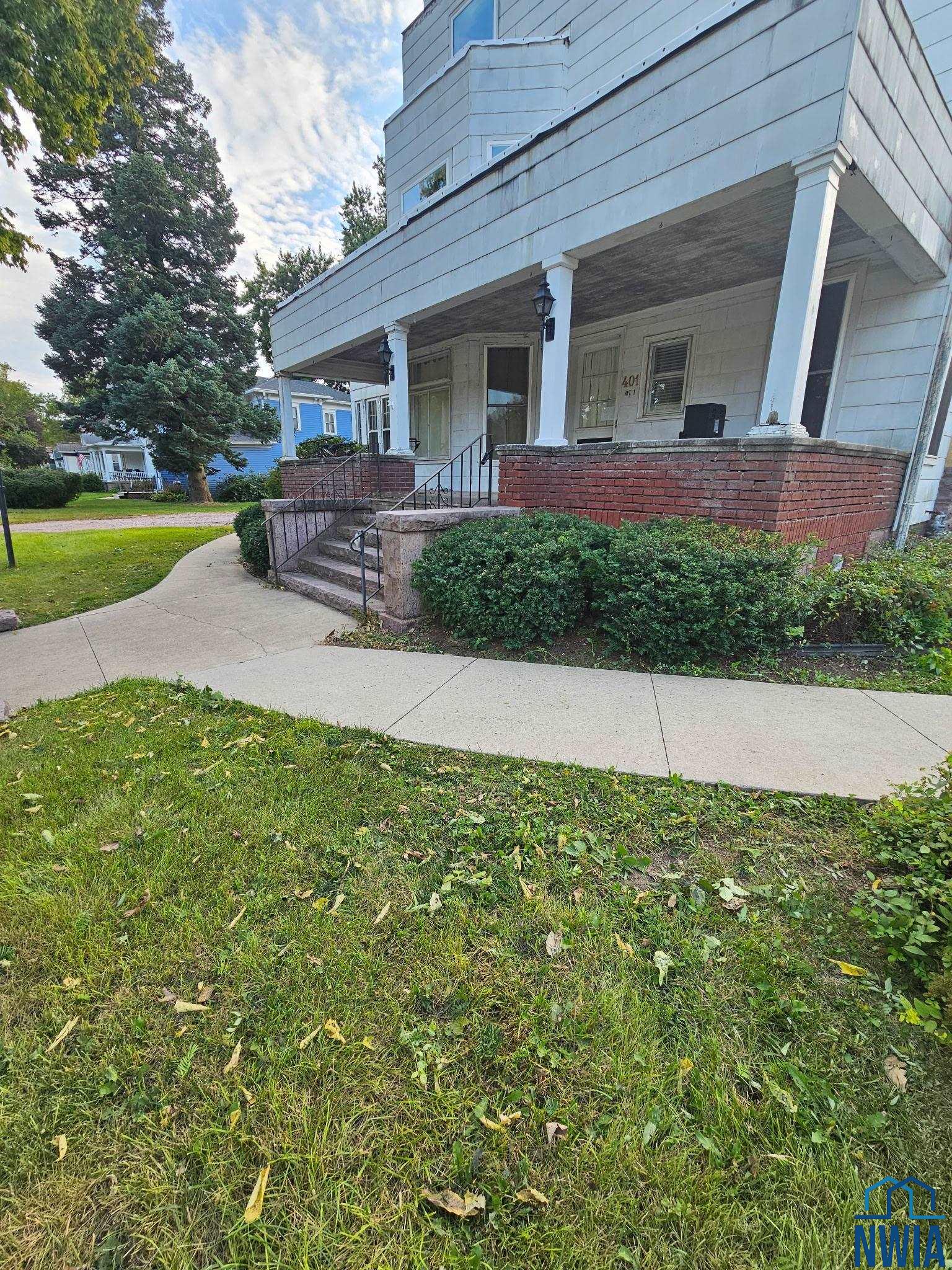 MLS #830098