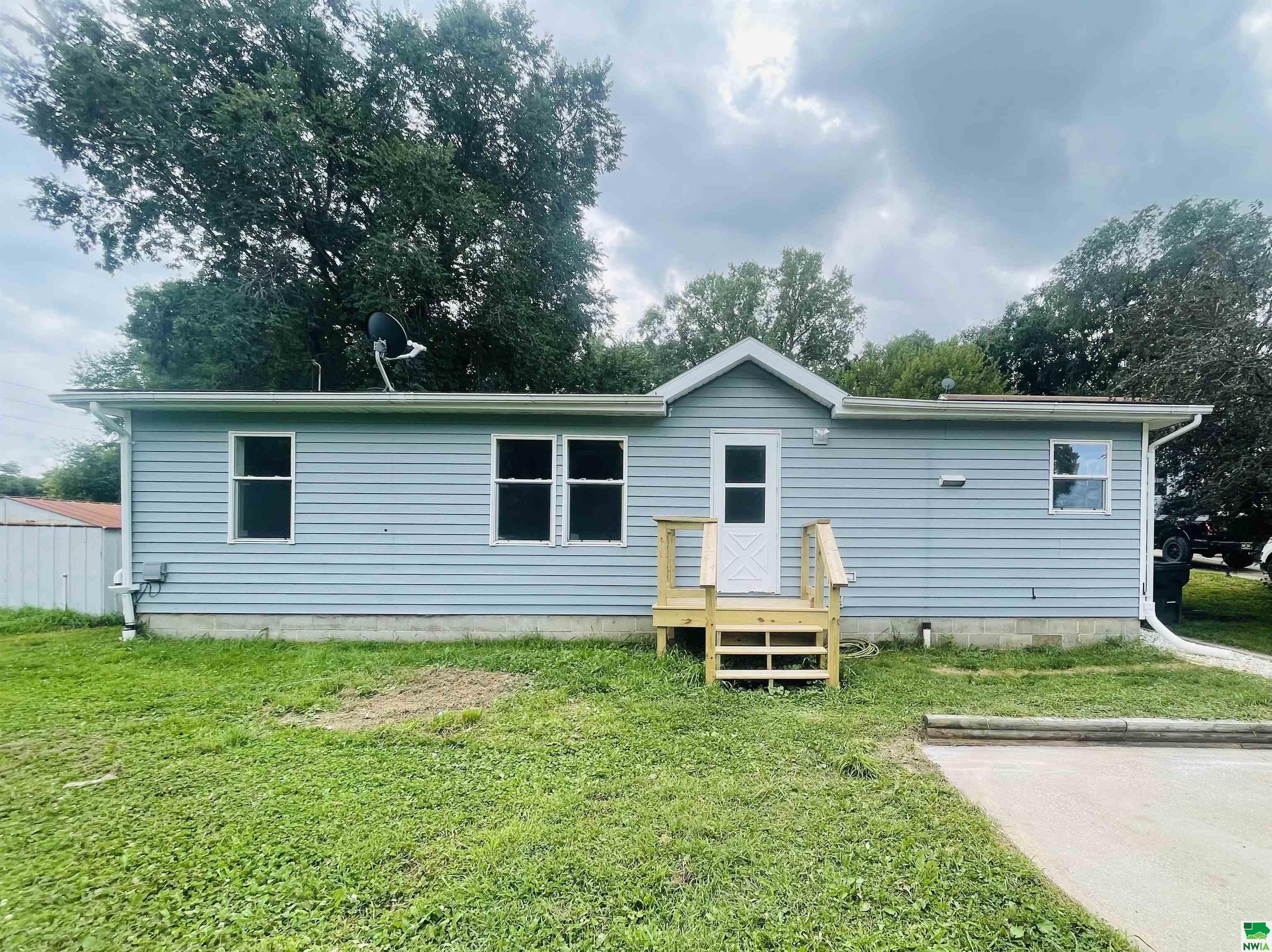 1220 Saint Marys, Sioux City, IA 51105 