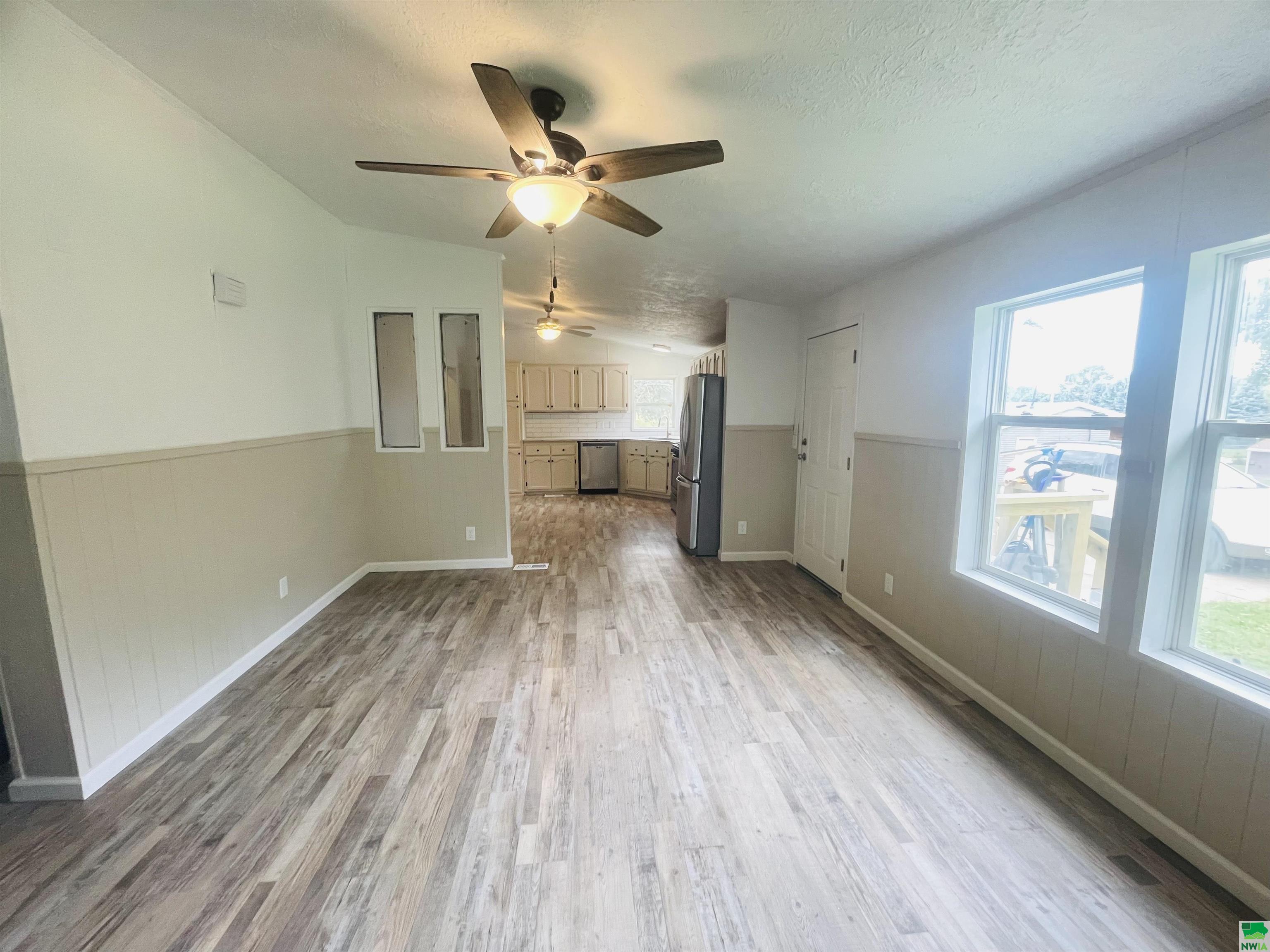 MLS #830099