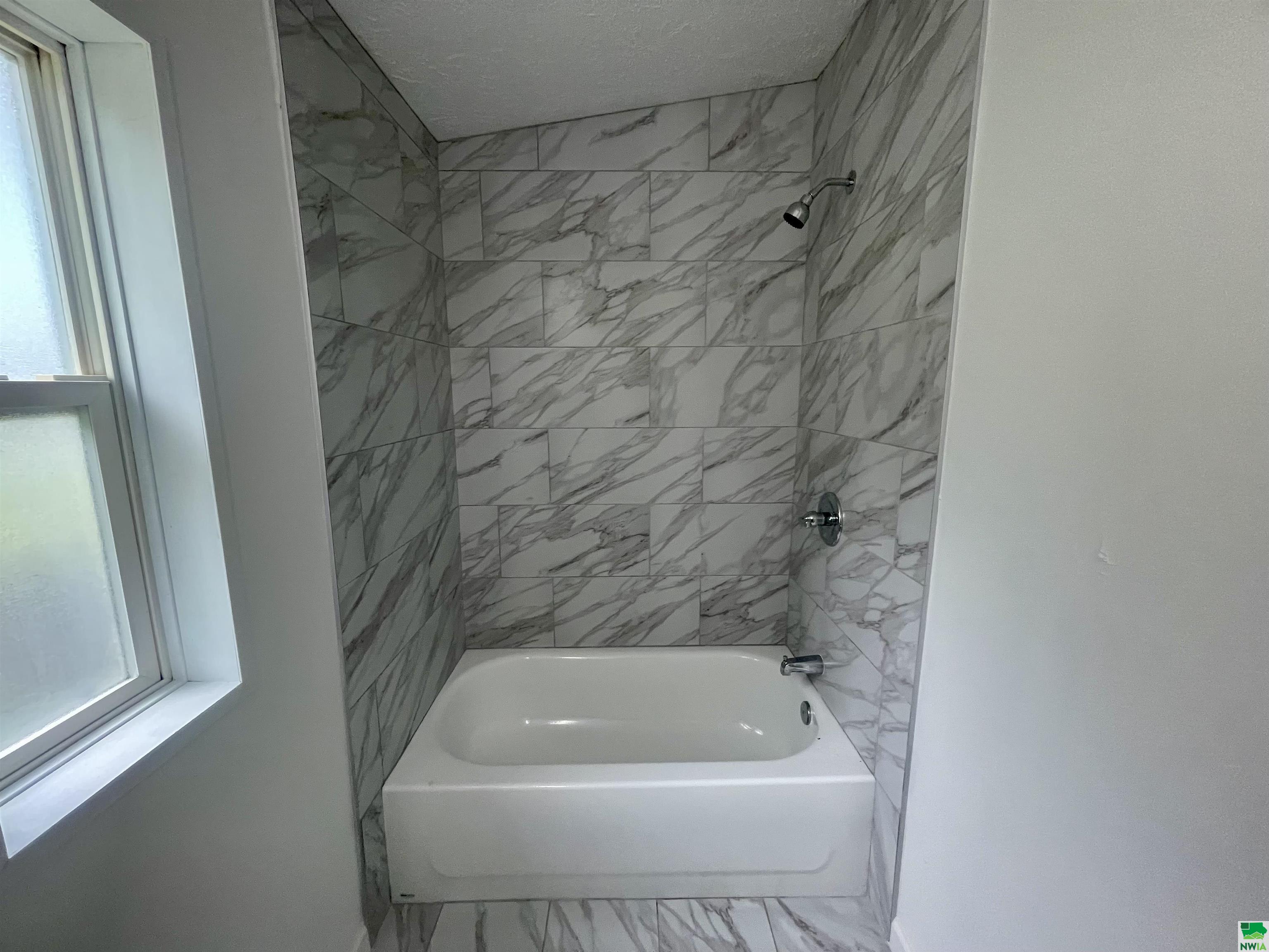 MLS #830099