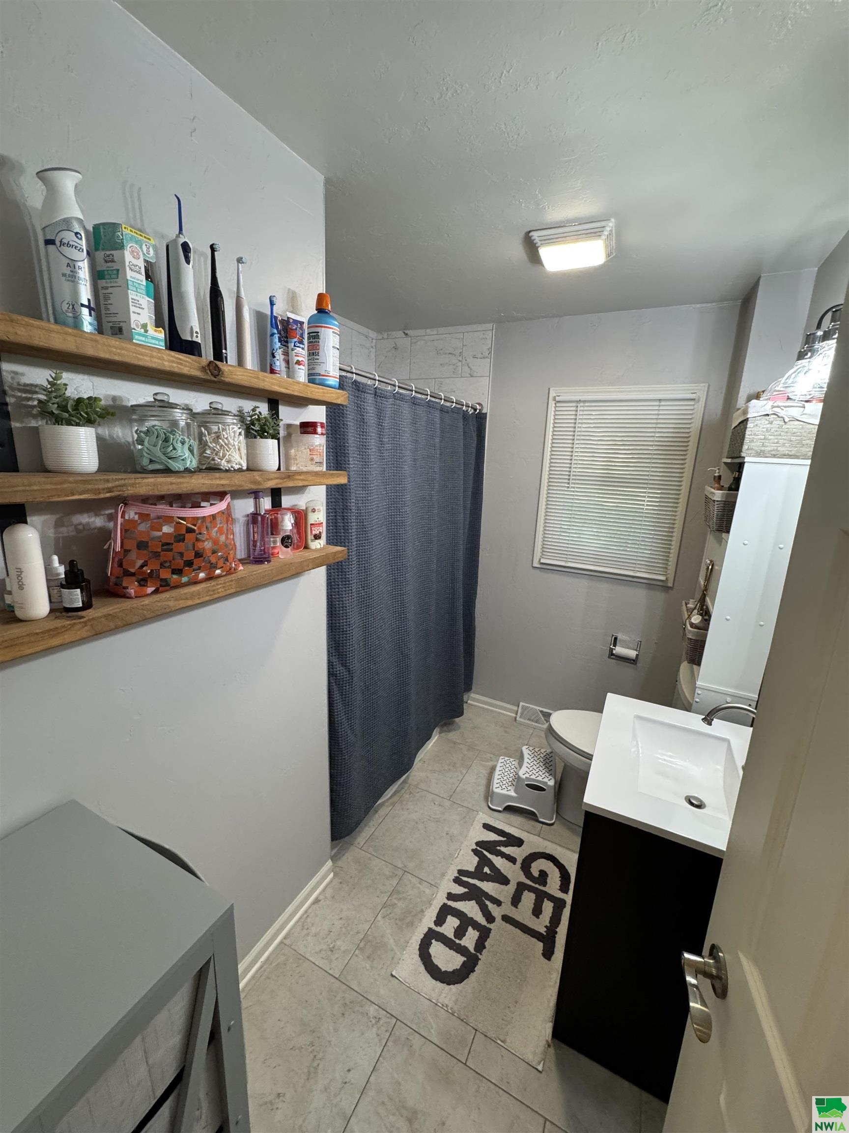 MLS #830102