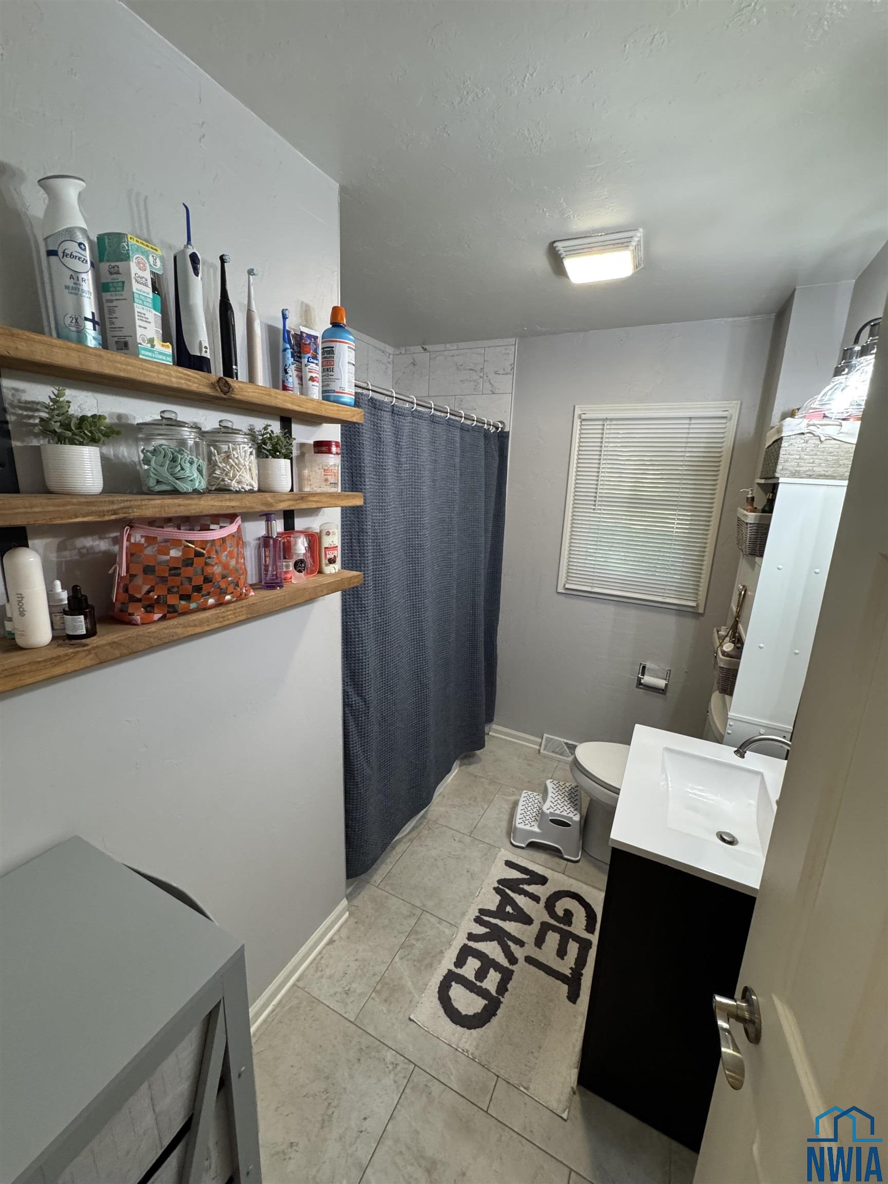 MLS #830102