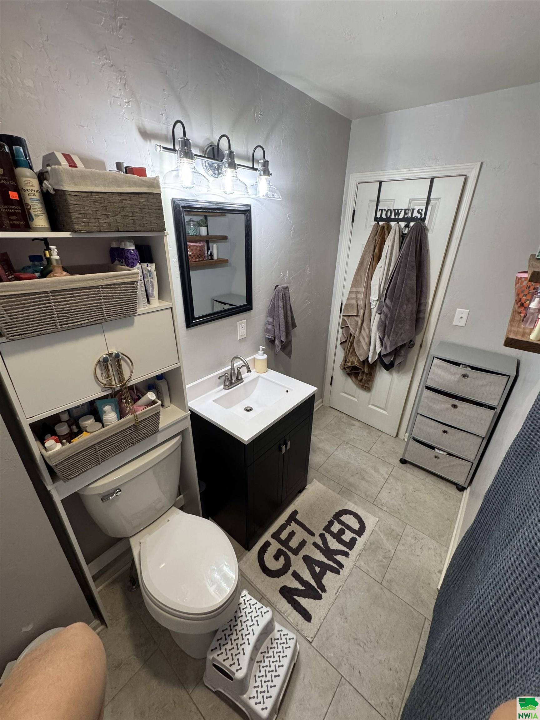 MLS #830102