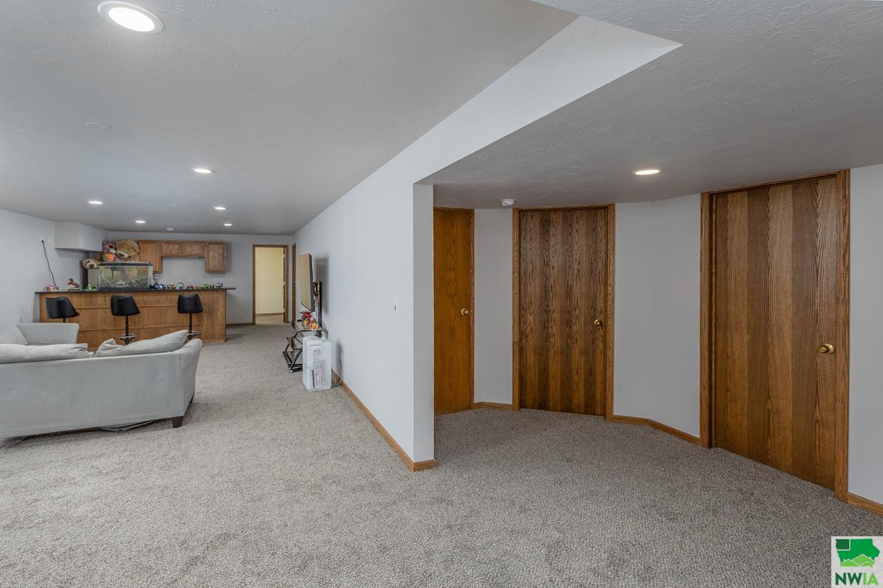 MLS #830103