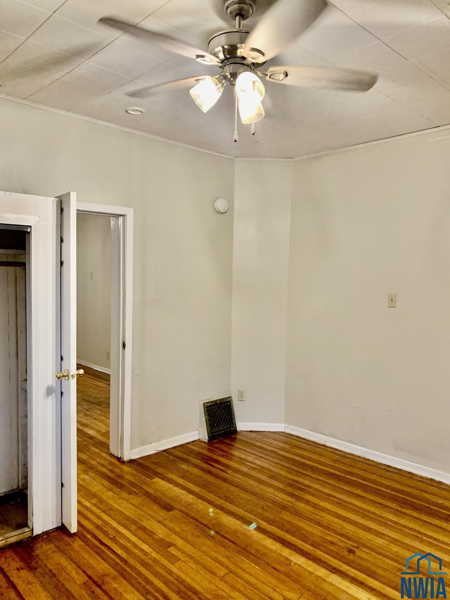 MLS #830107