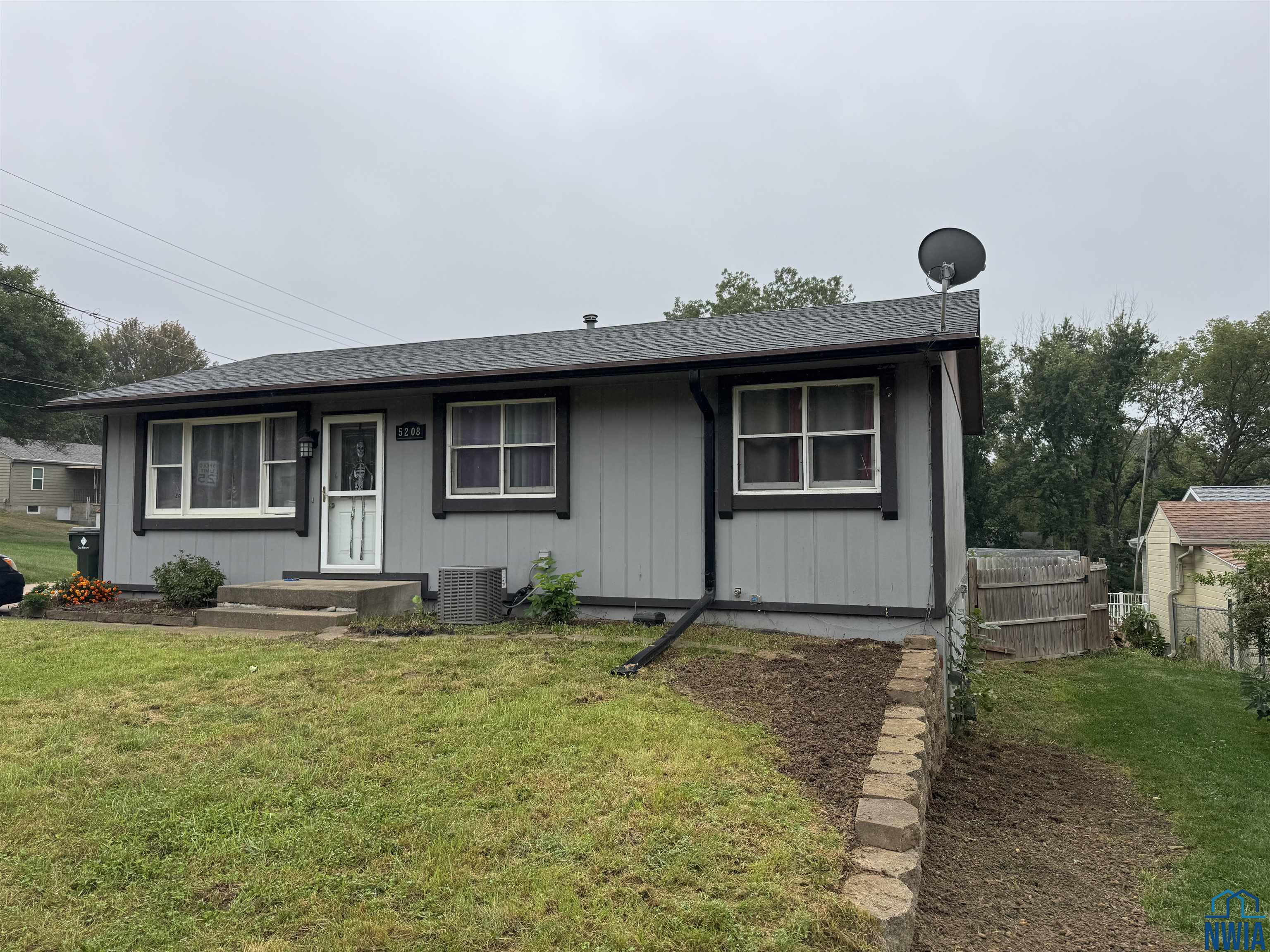 MLS #830121