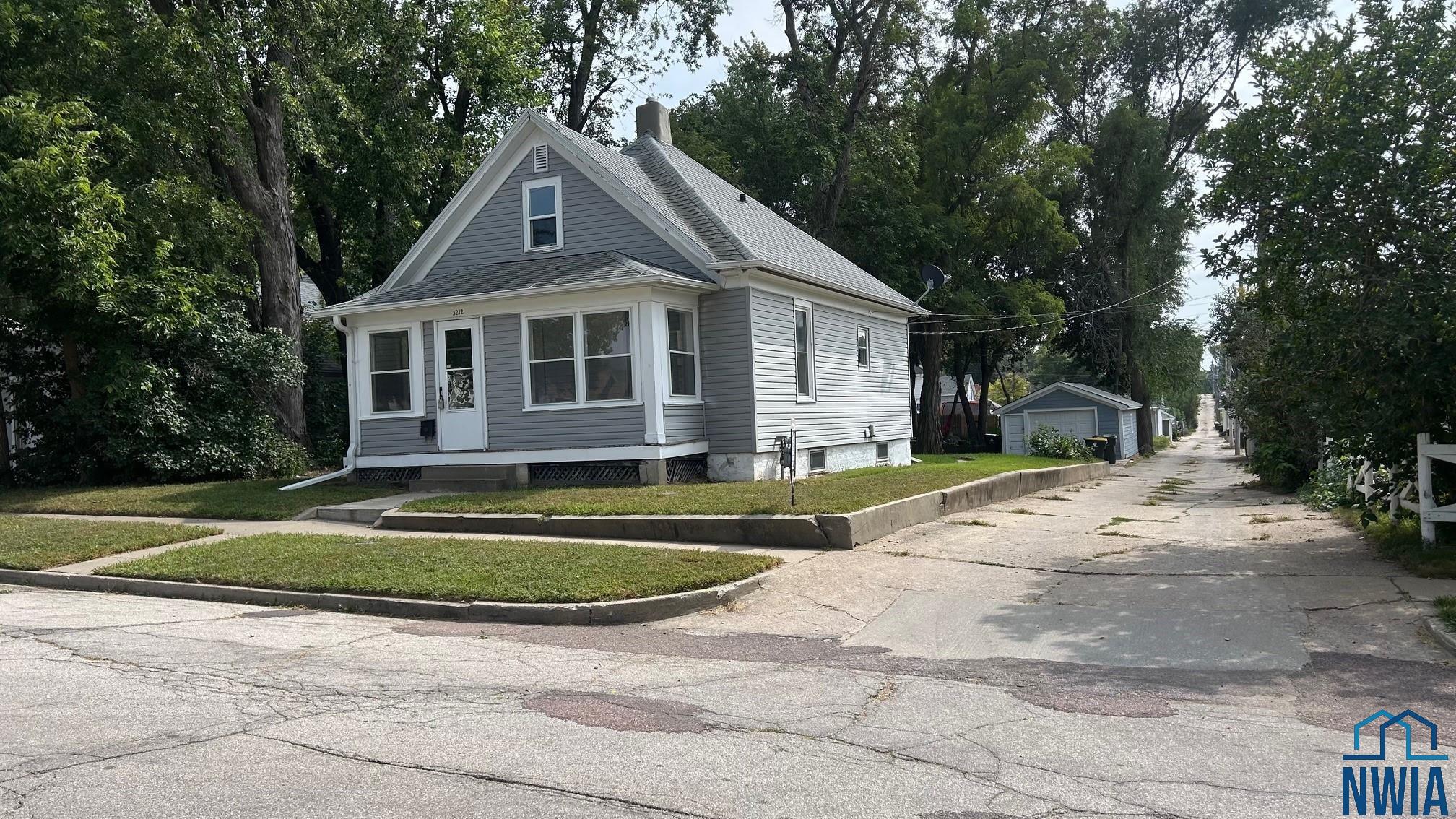 MLS #830129