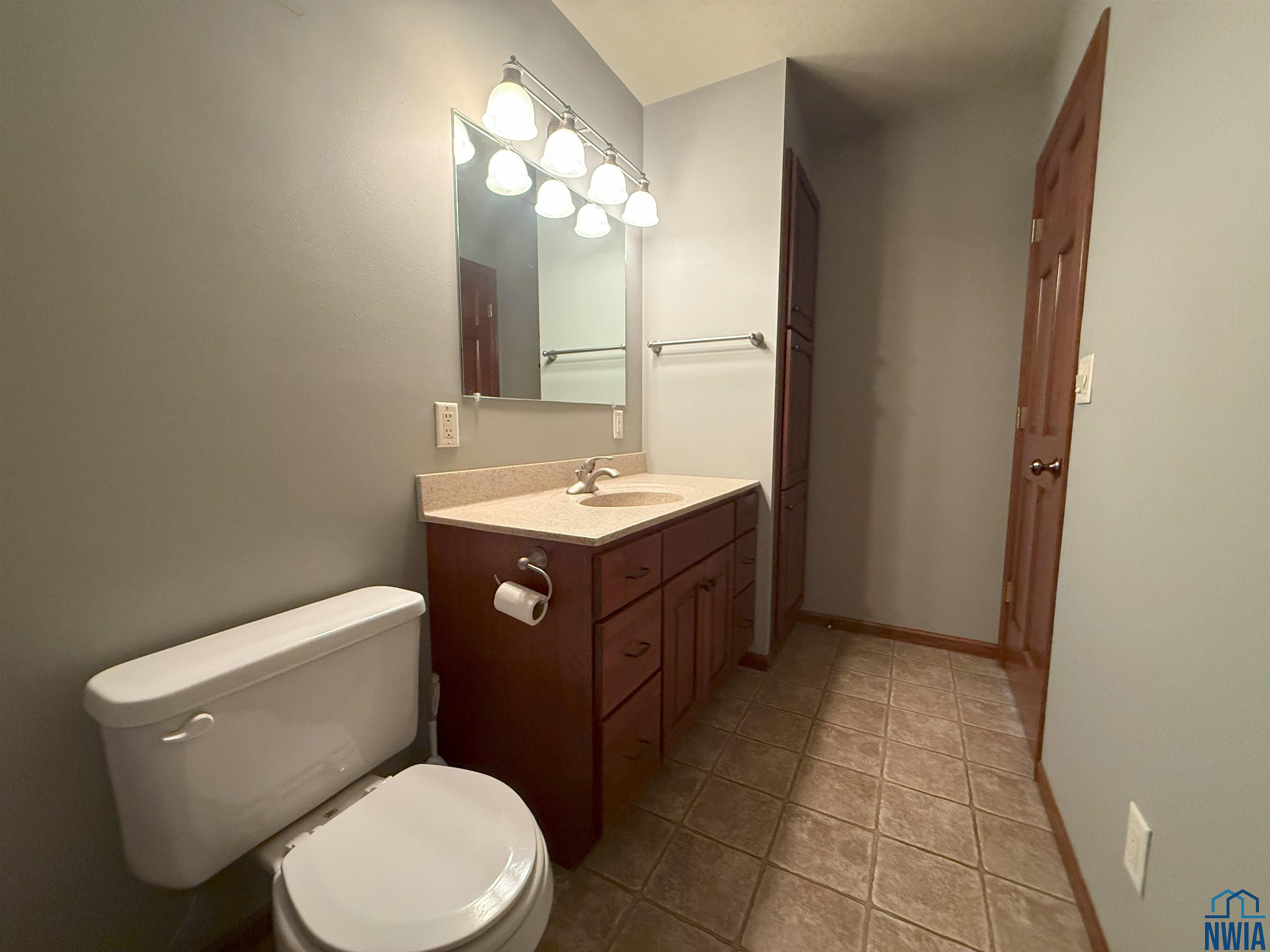 MLS #830138