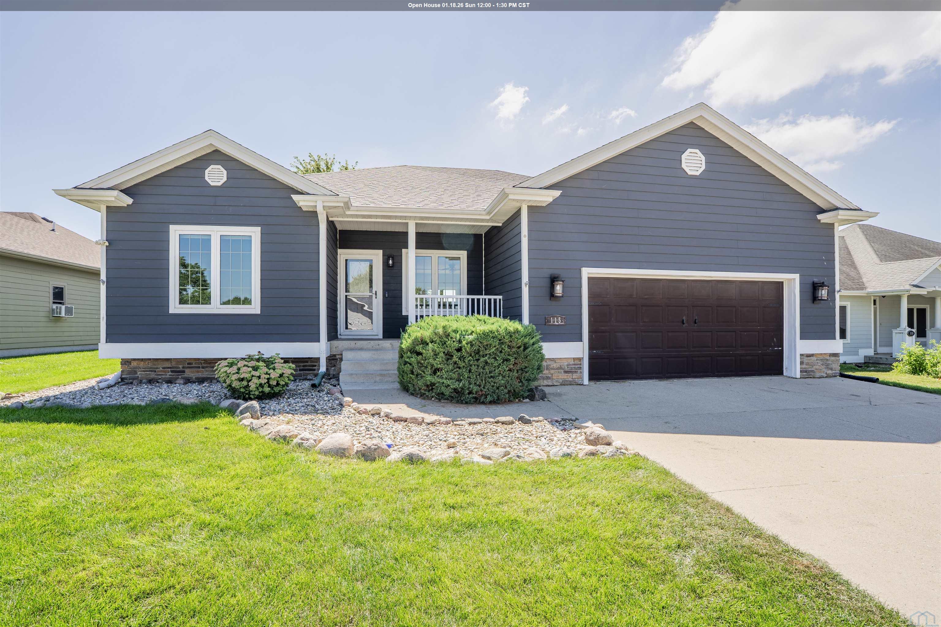 115 West Creek Dr, Lawton, IA 51030 