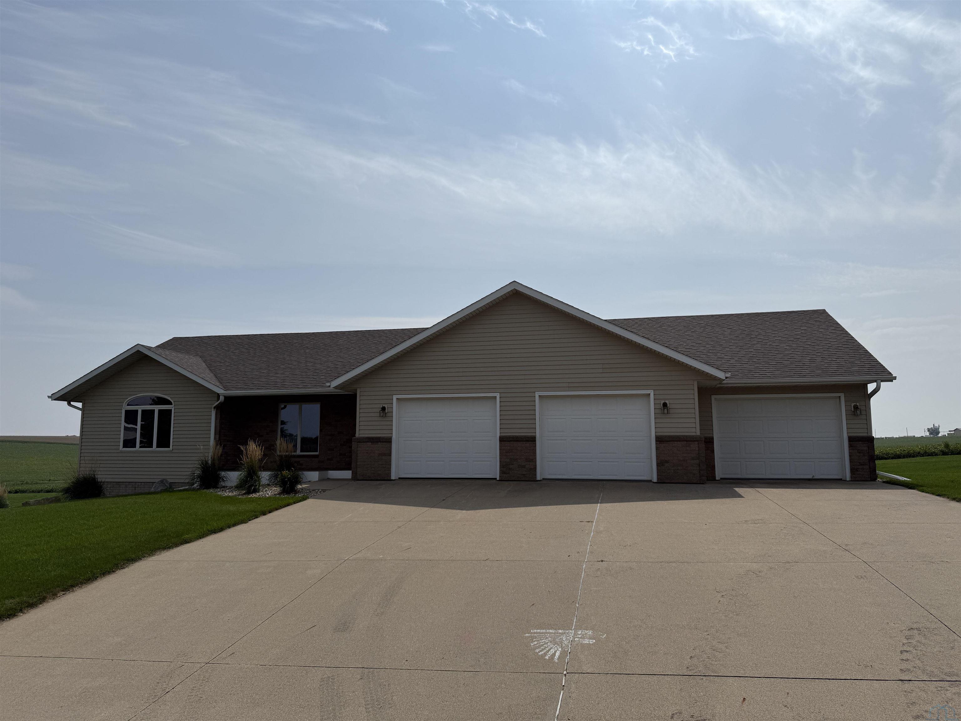 127 Pleasant View Drive, Ireton, IA 51027 
