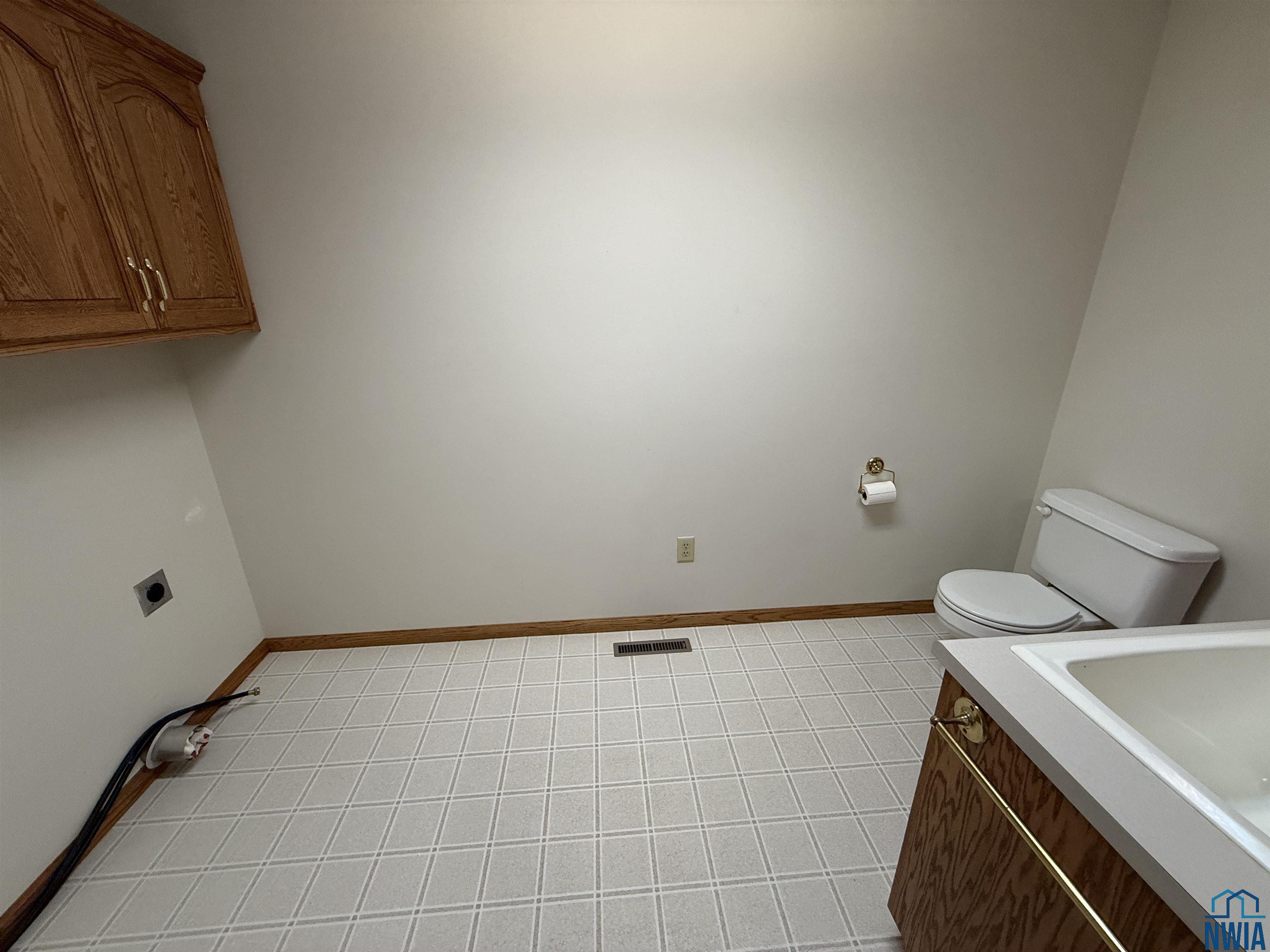 MLS #830165