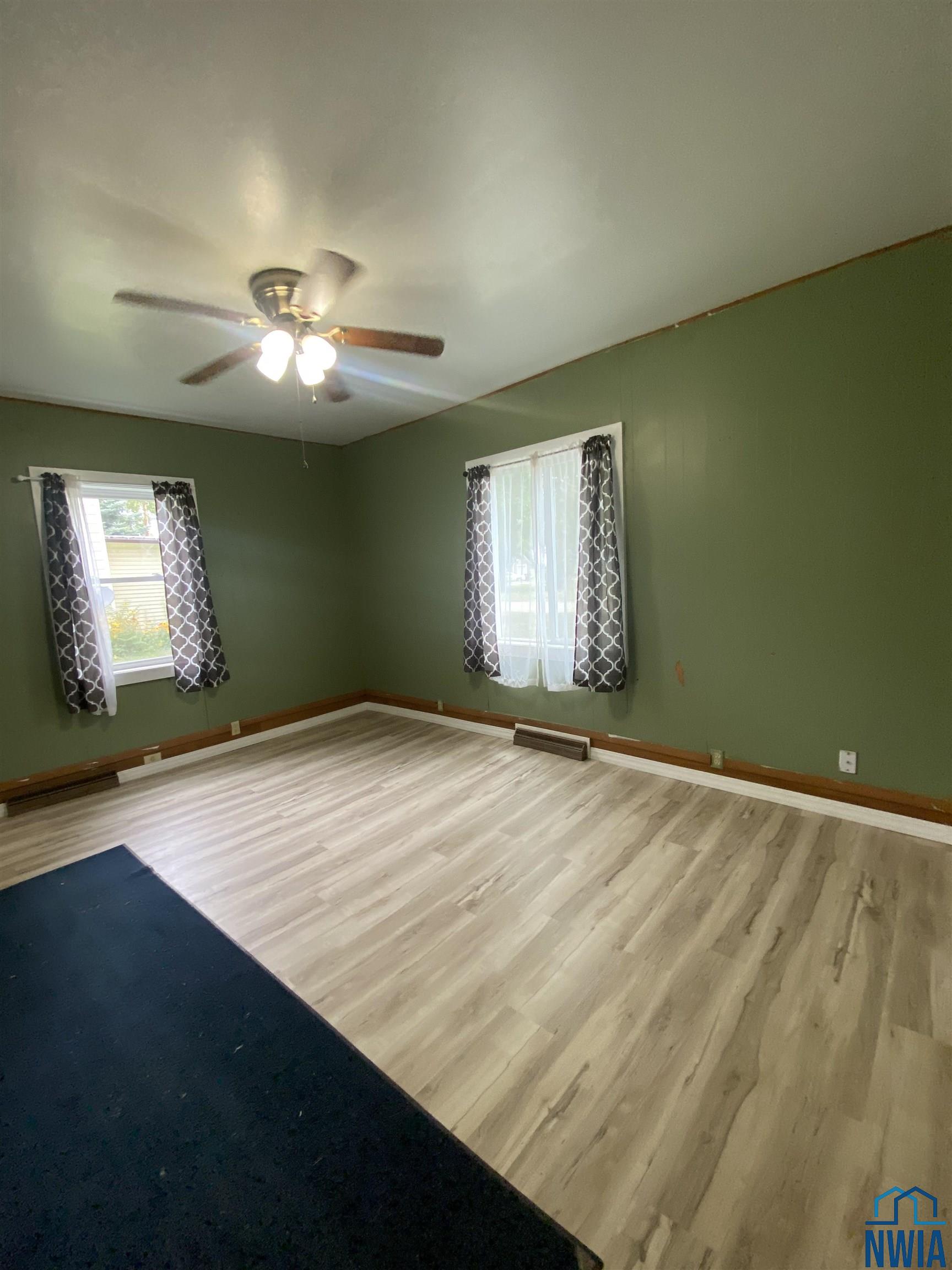 MLS #830166