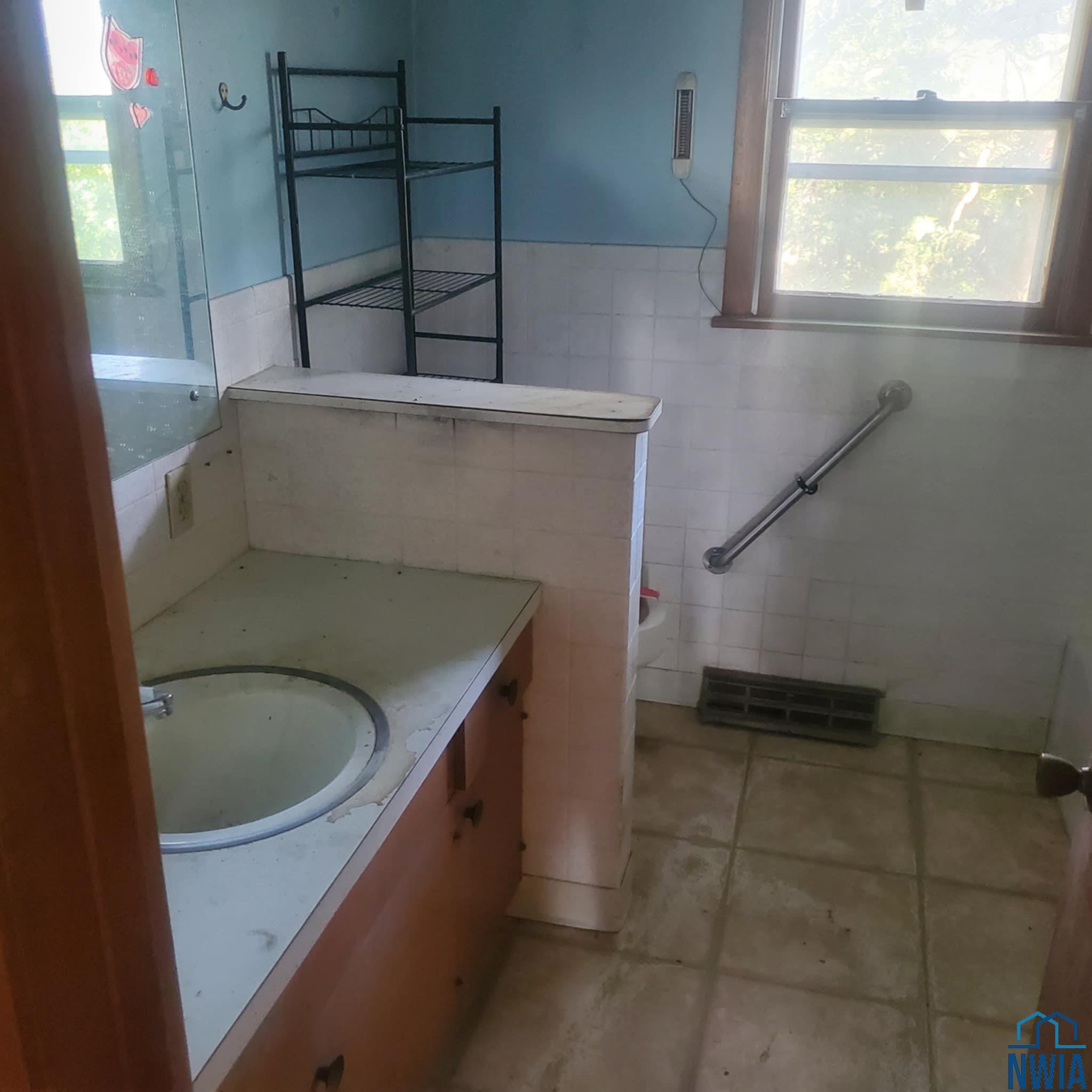 MLS #830173