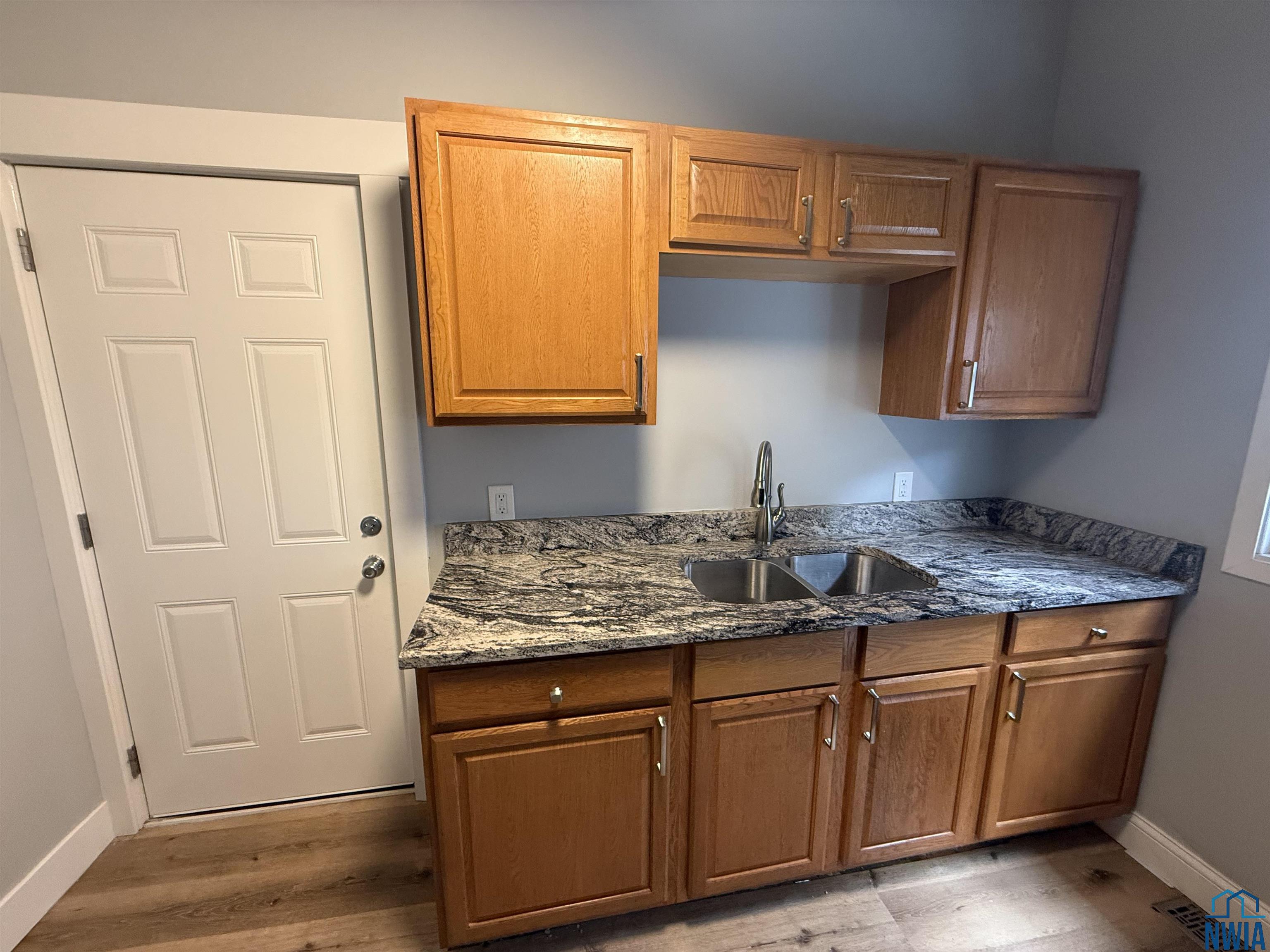 MLS #830189