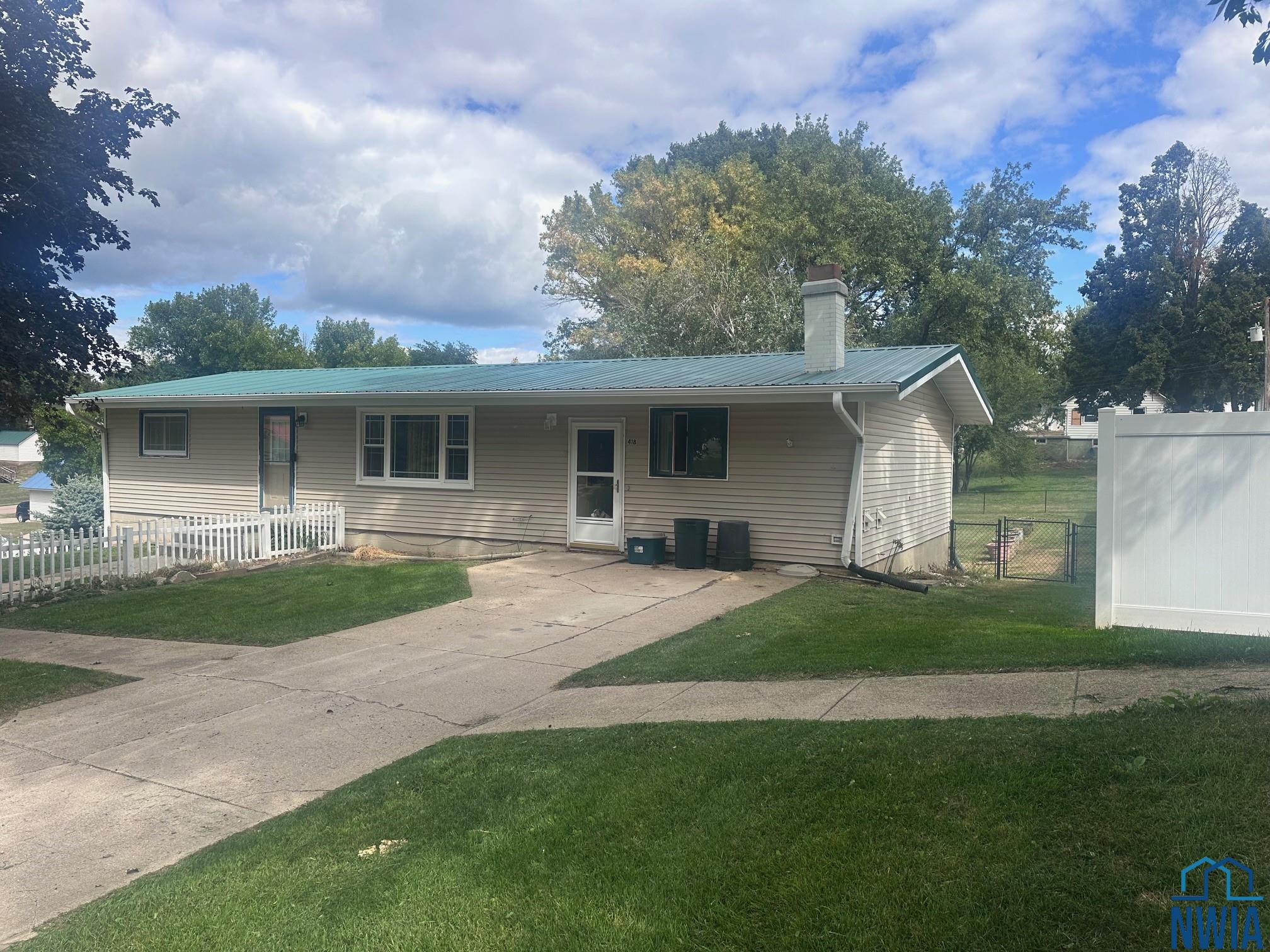 MLS #830198