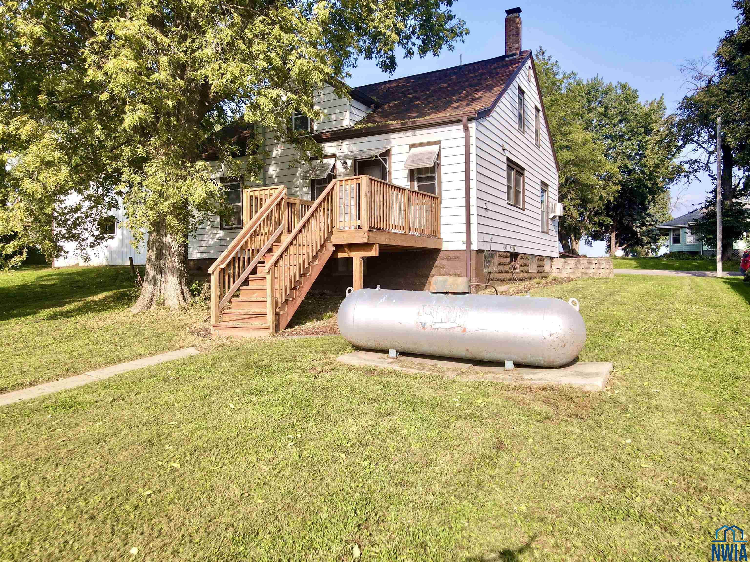MLS #830209