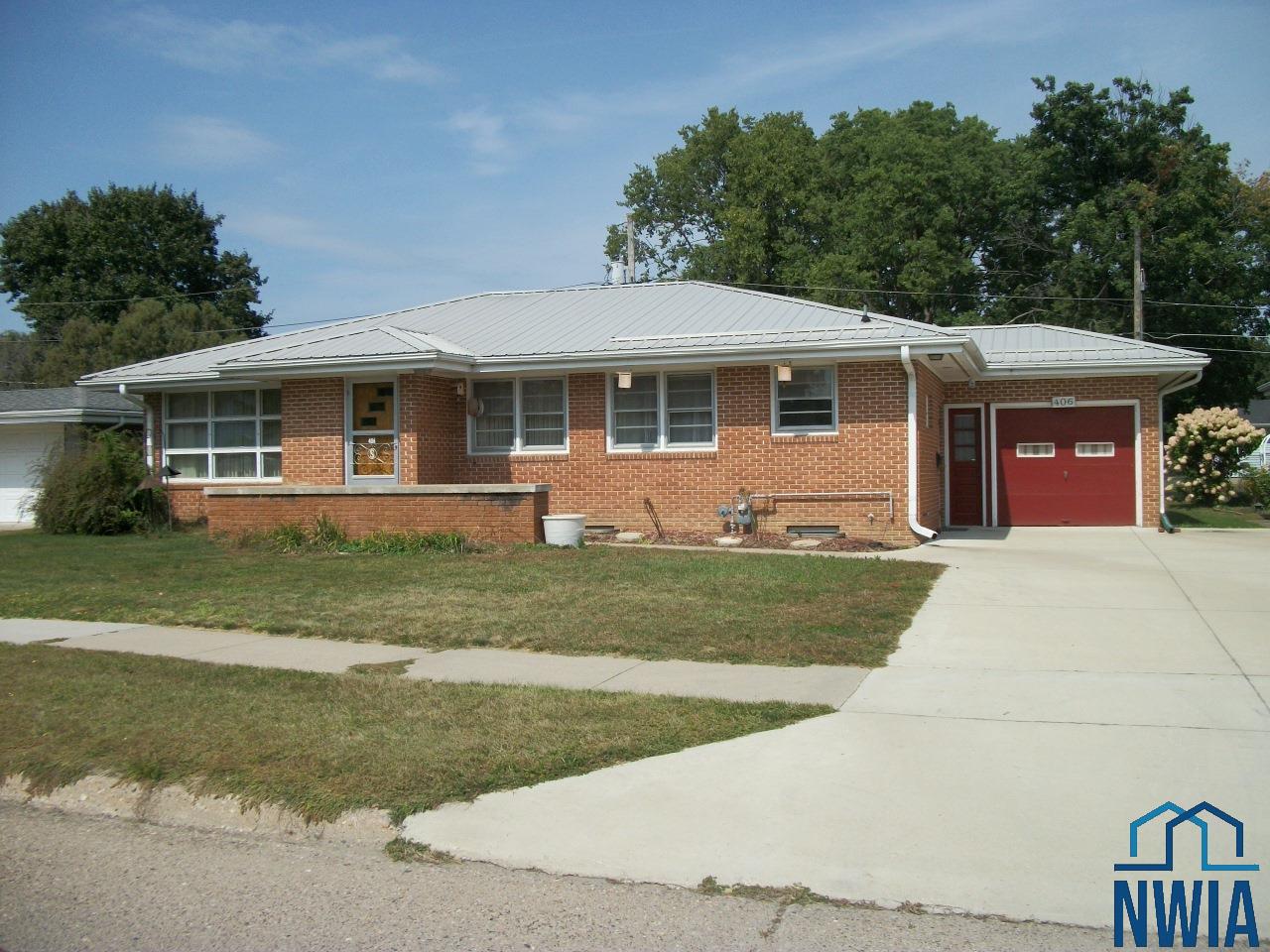 406 Ash St, Cherokee, IA 51012 