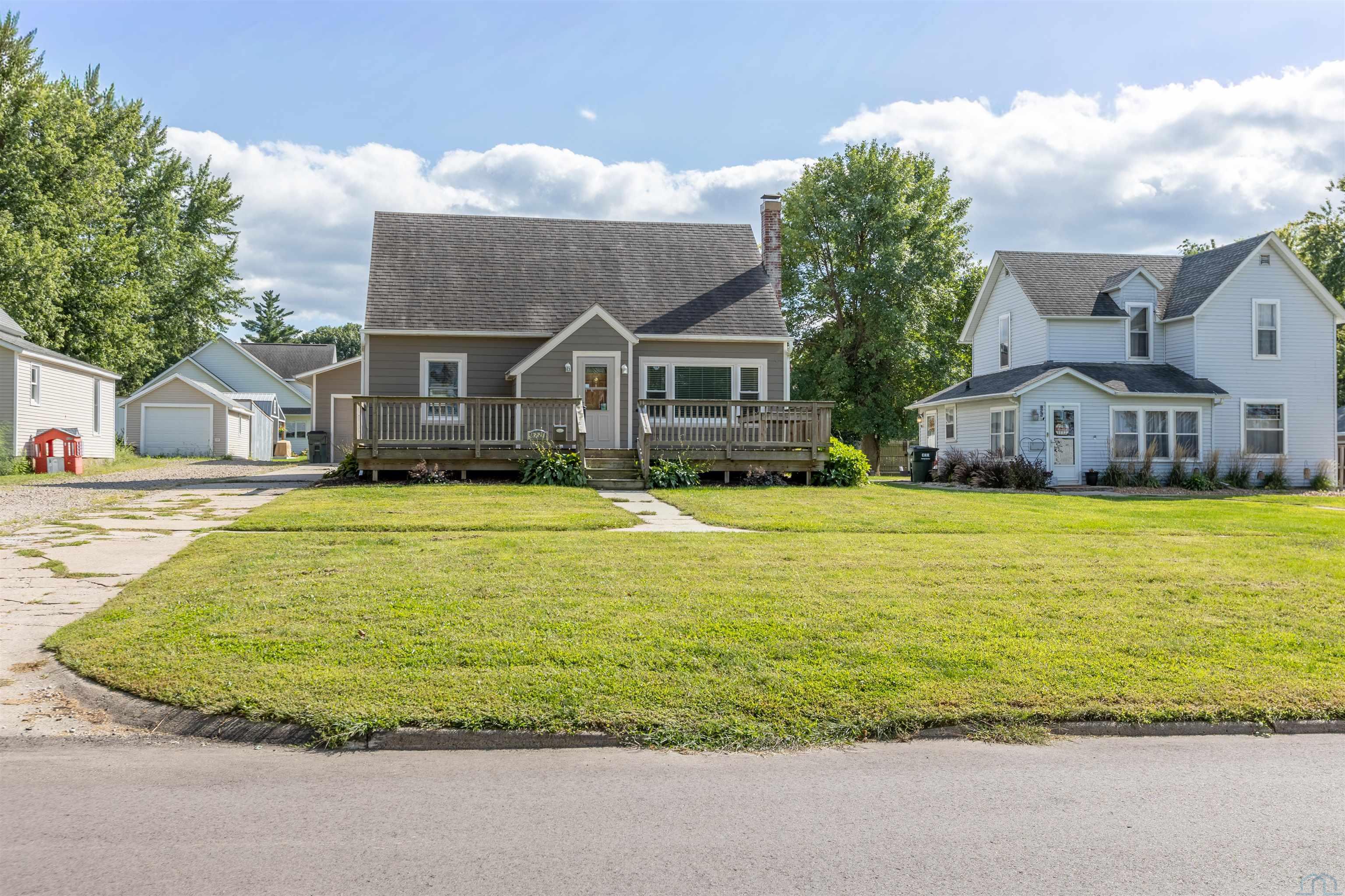 822 1/2 Main Street, Mapleton, IA 51034 