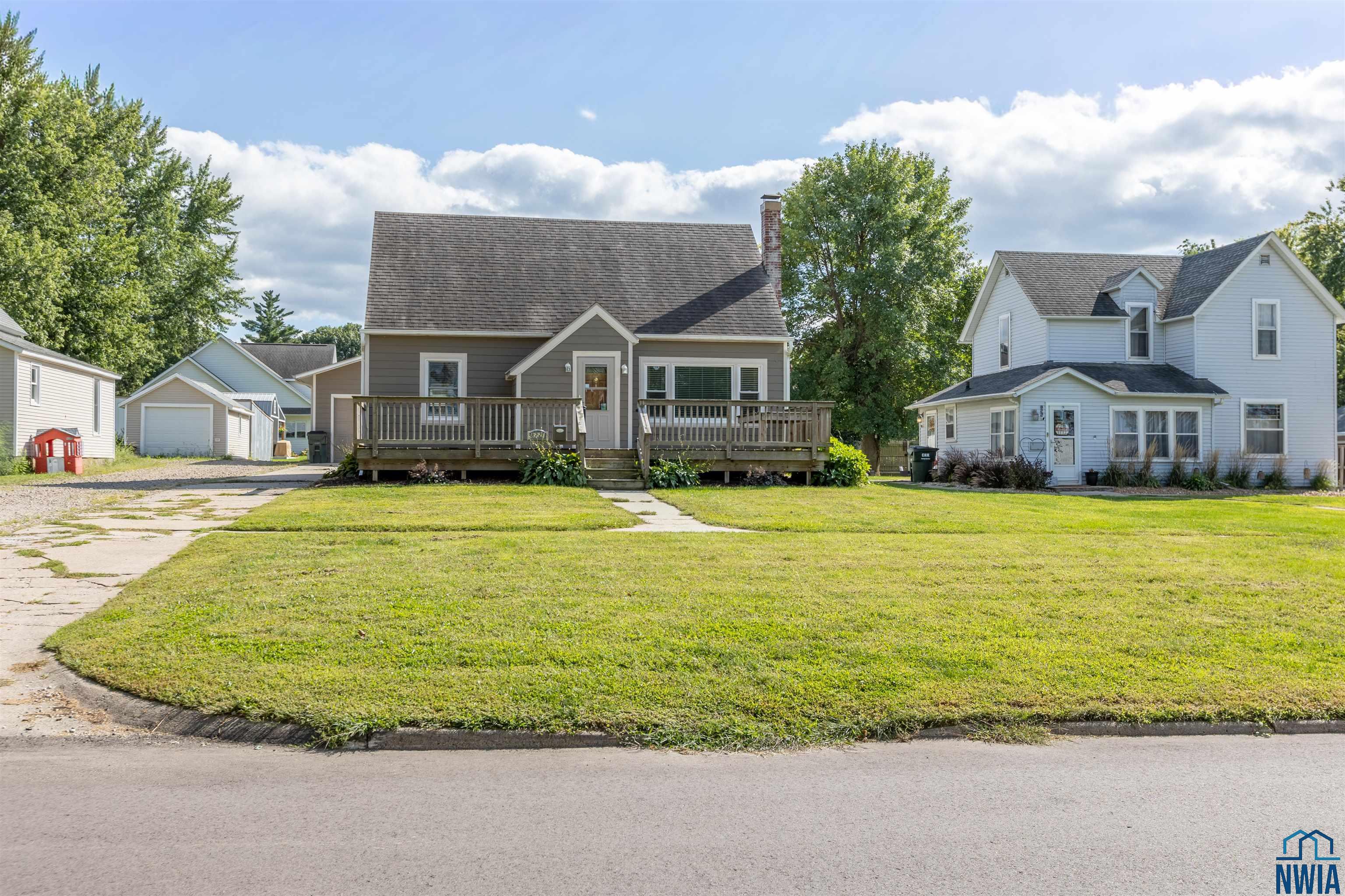 822 1/2 Main Street, Mapleton, IA 51034 