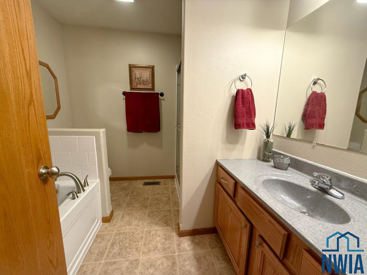 MLS #830250