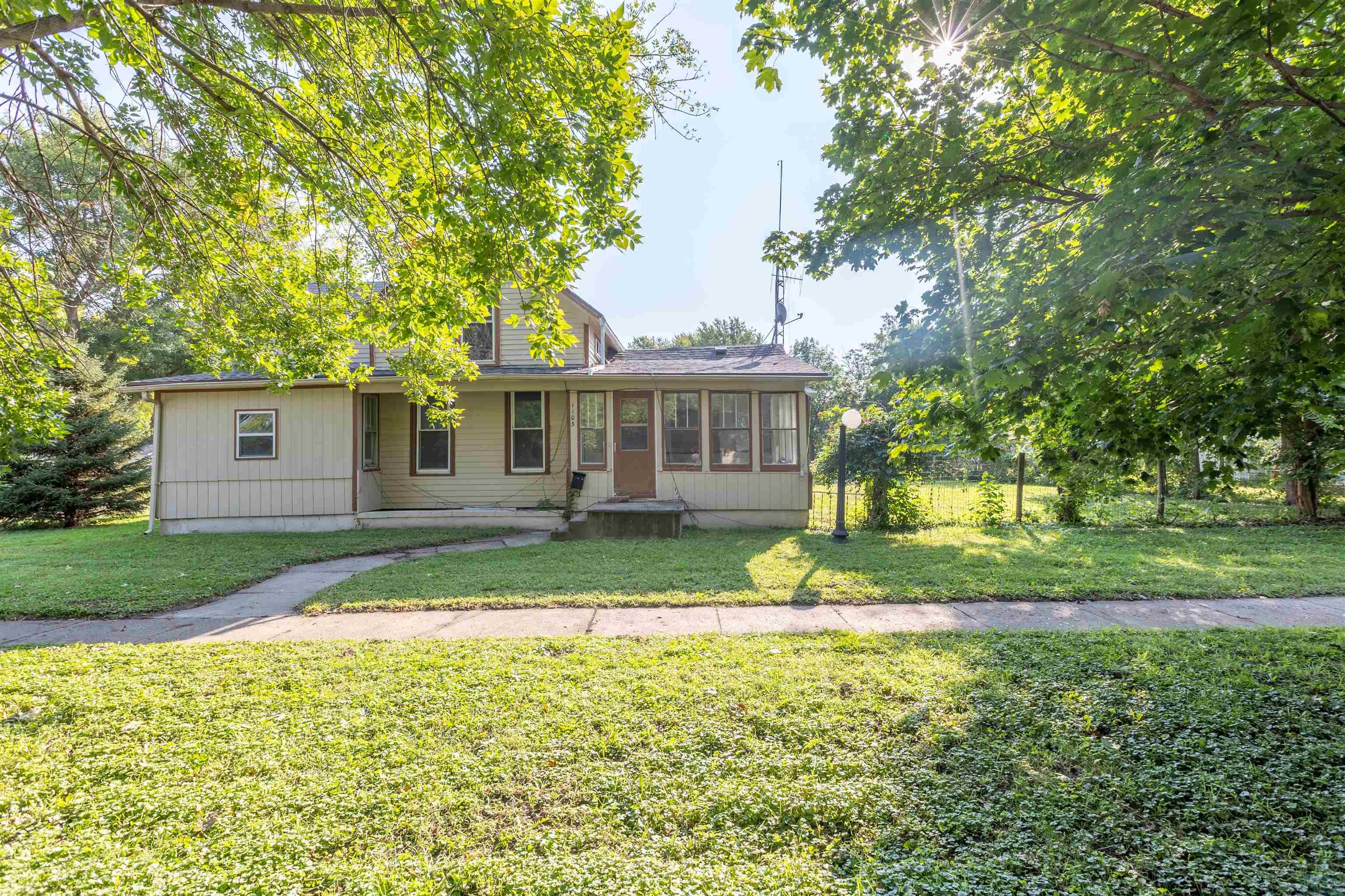 1103 7th Street, Onawa, IA 51040 