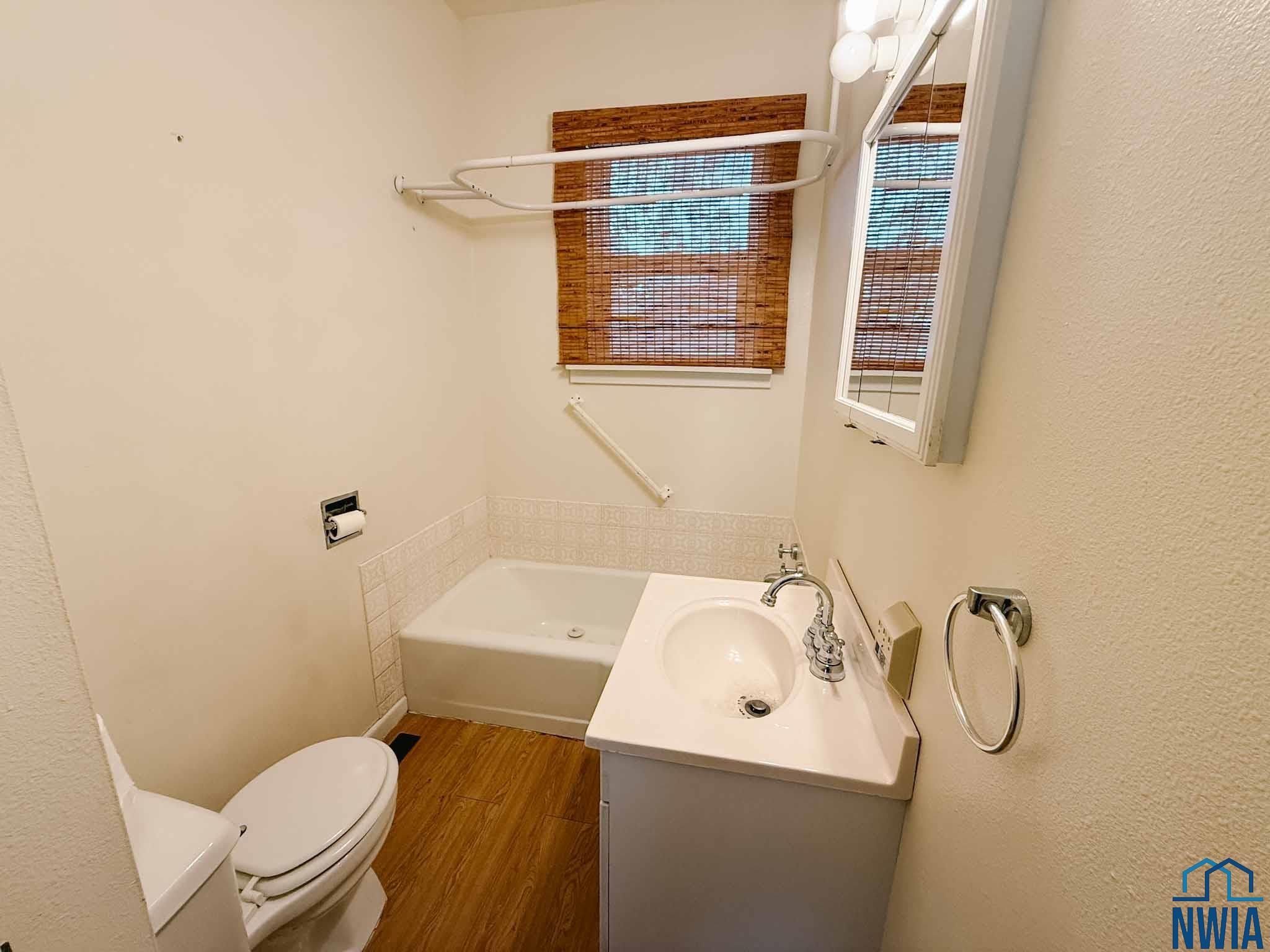 MLS #830275