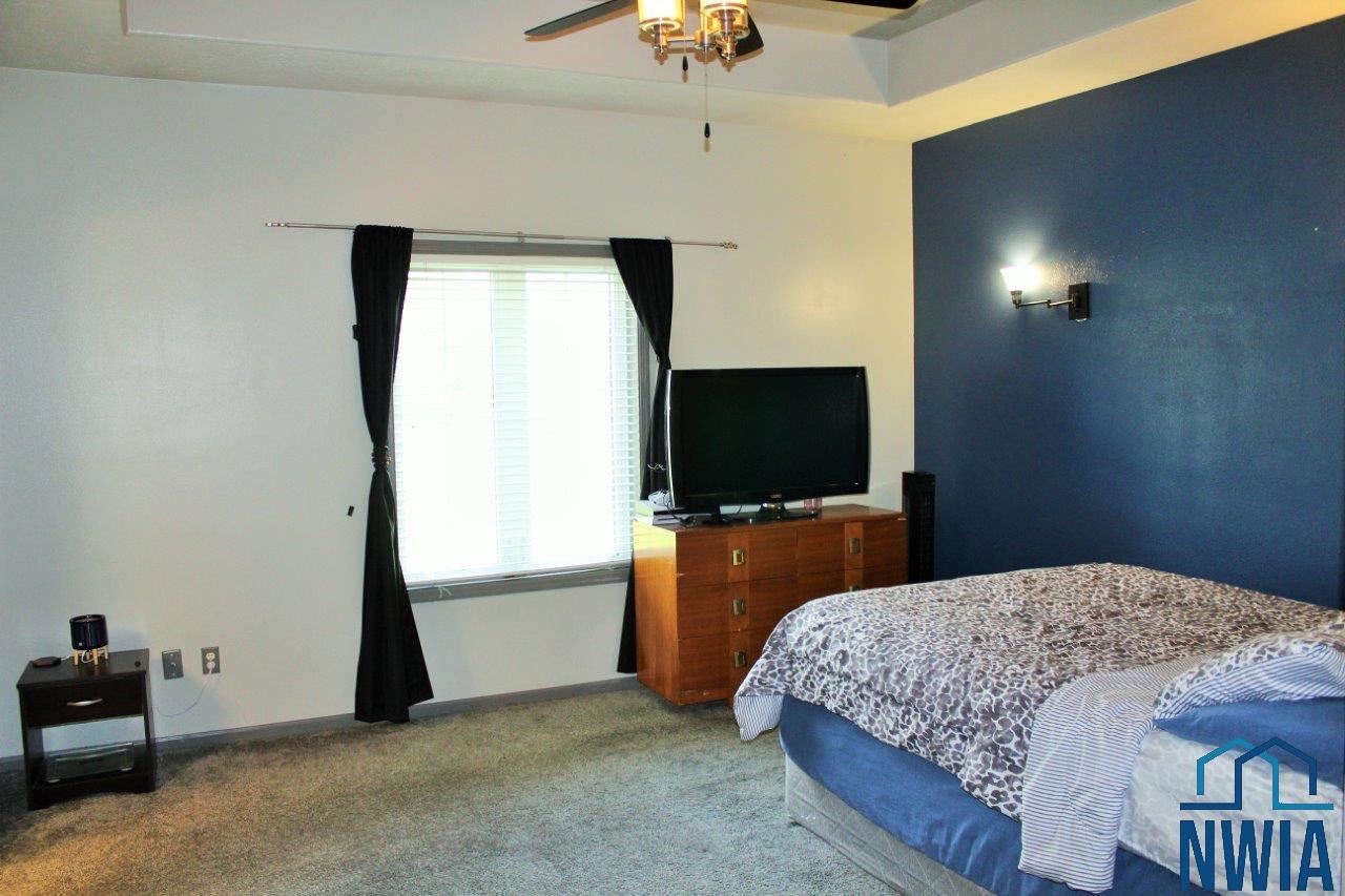 MLS #830279