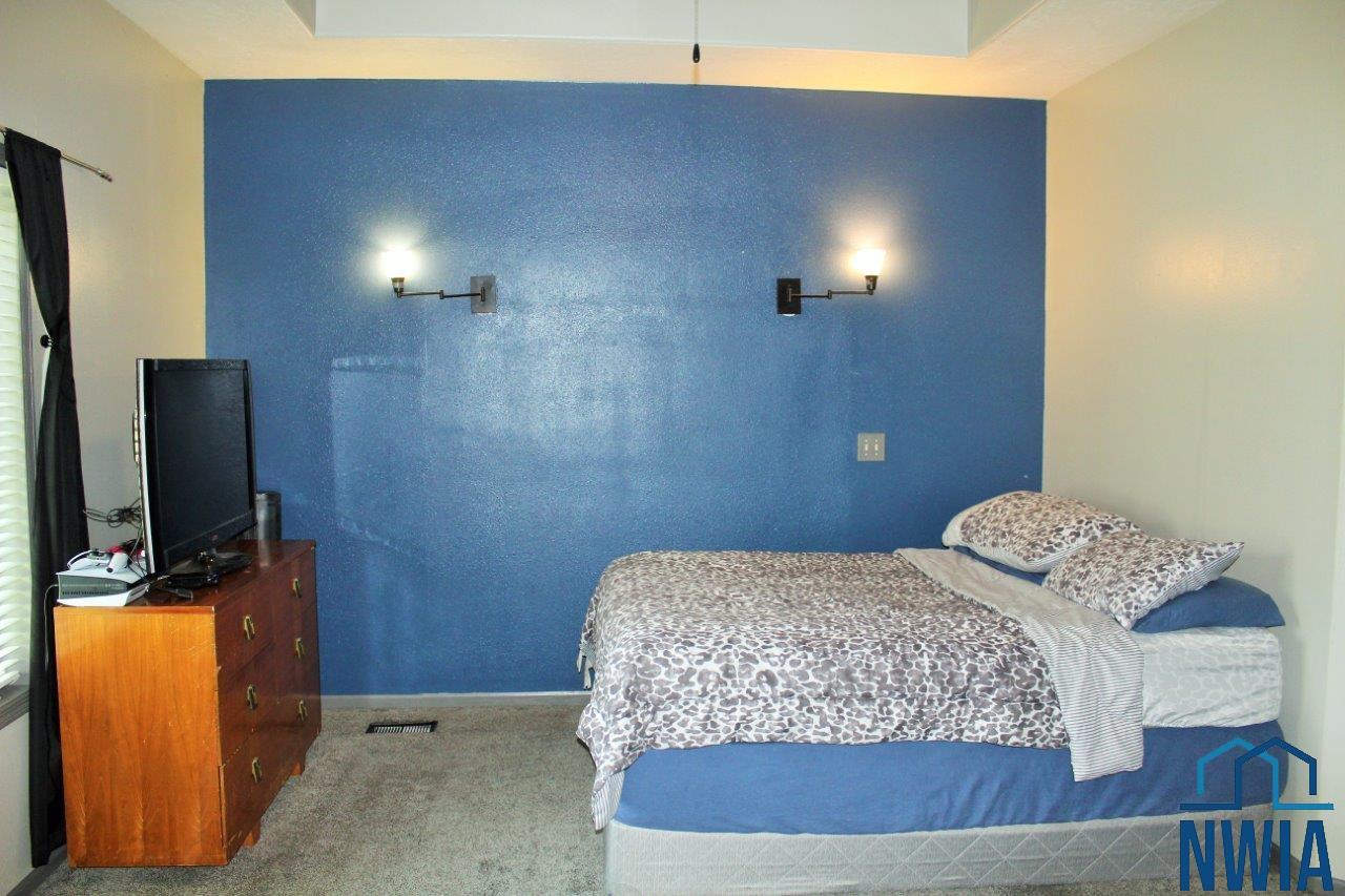 MLS #830279