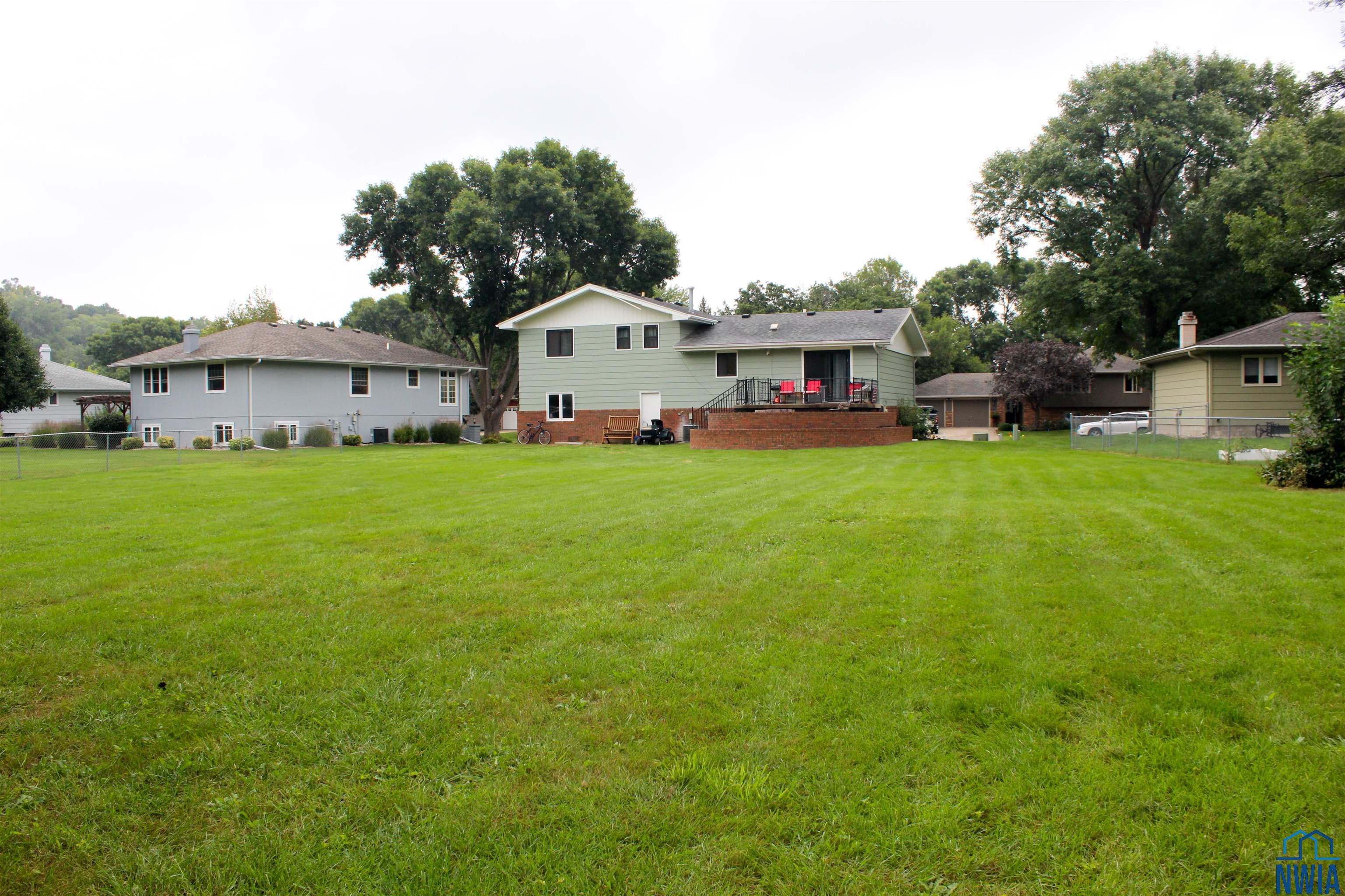 MLS #830287